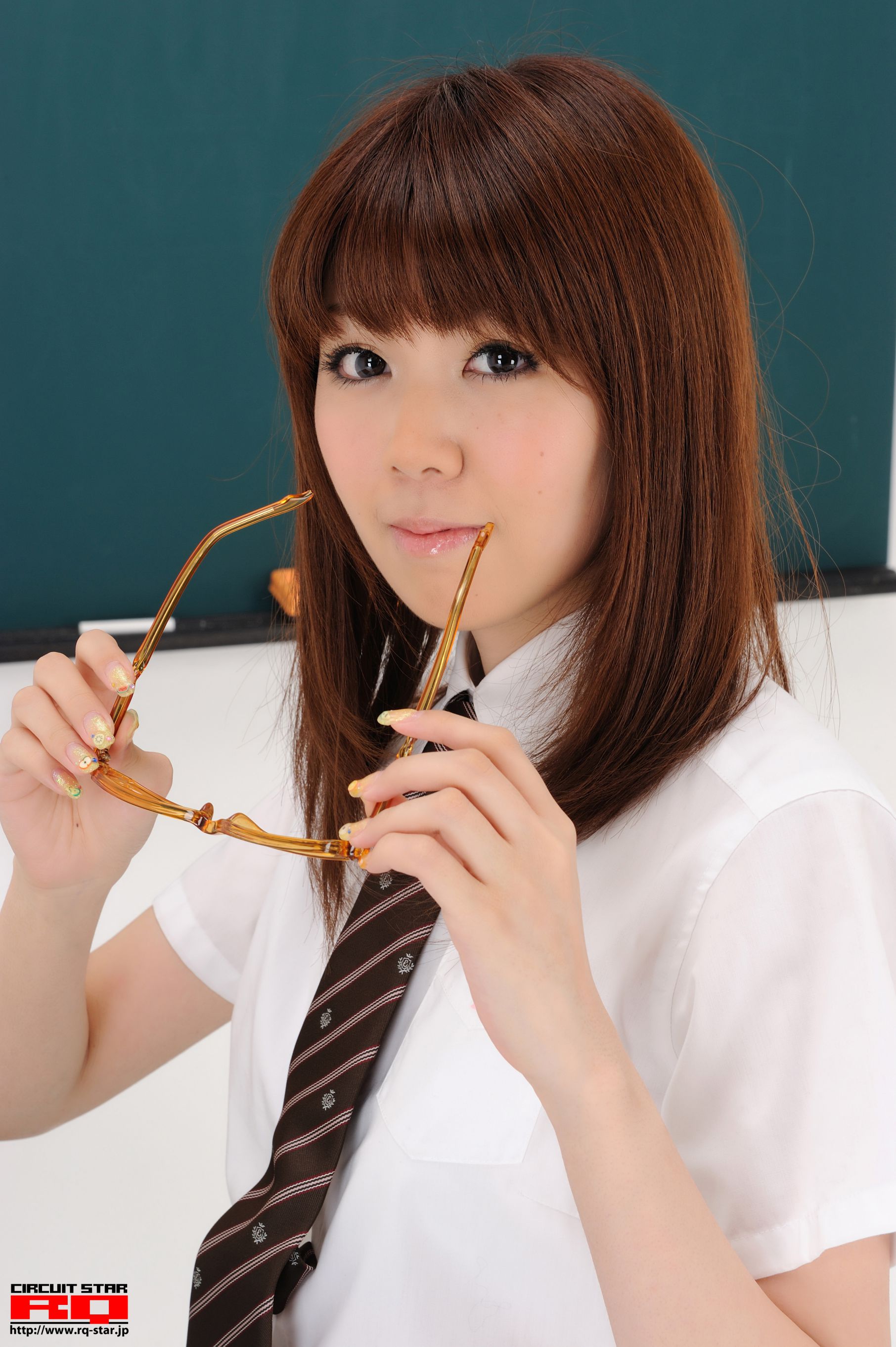 [RQ-STAR] NO.00378 生田晴香 School Girl 写真集/(119P)