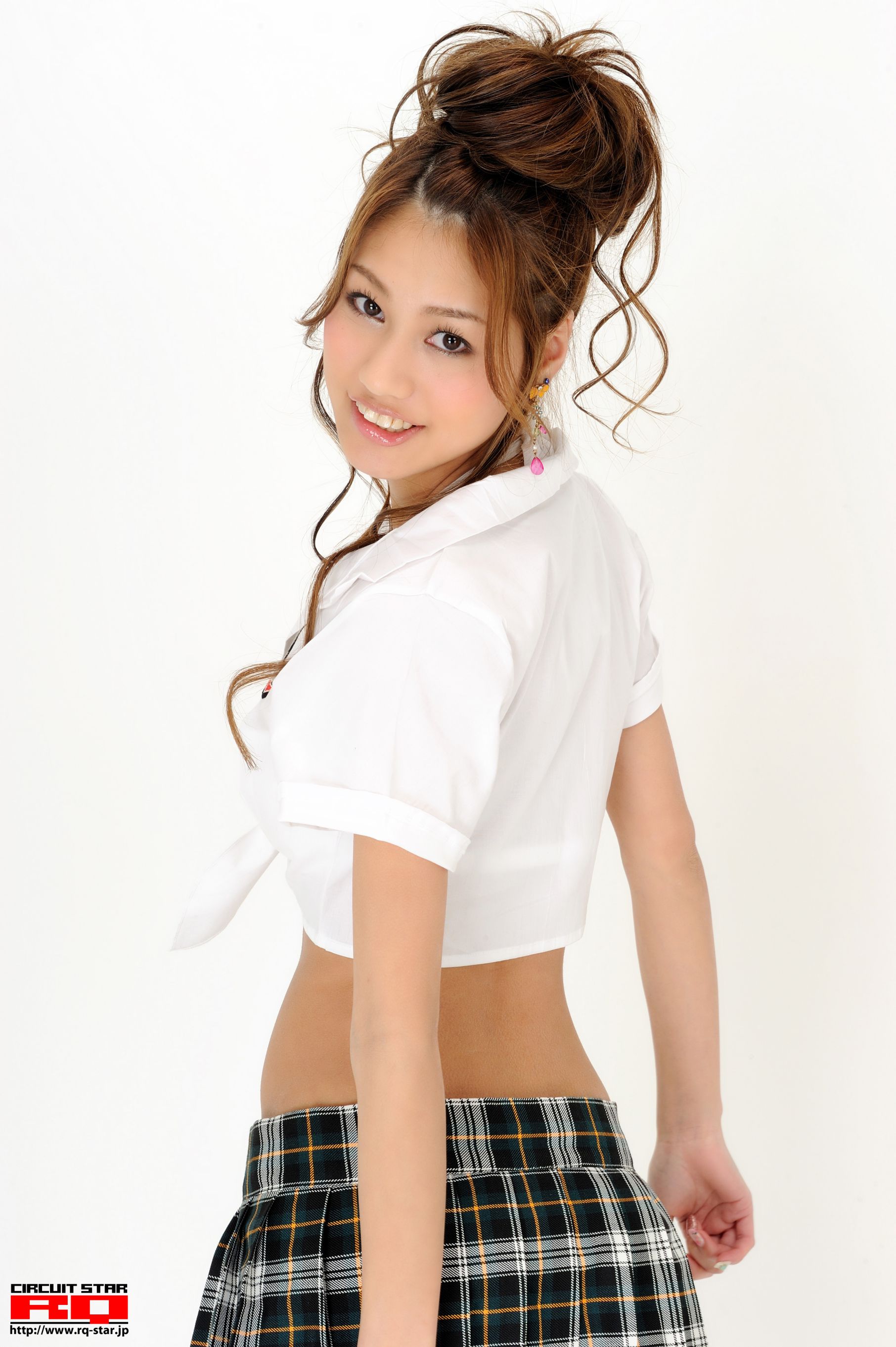 [RQ-STAR] NO.00258 橋本梨華 Micro Mini 校服系列 写真集/(90P)