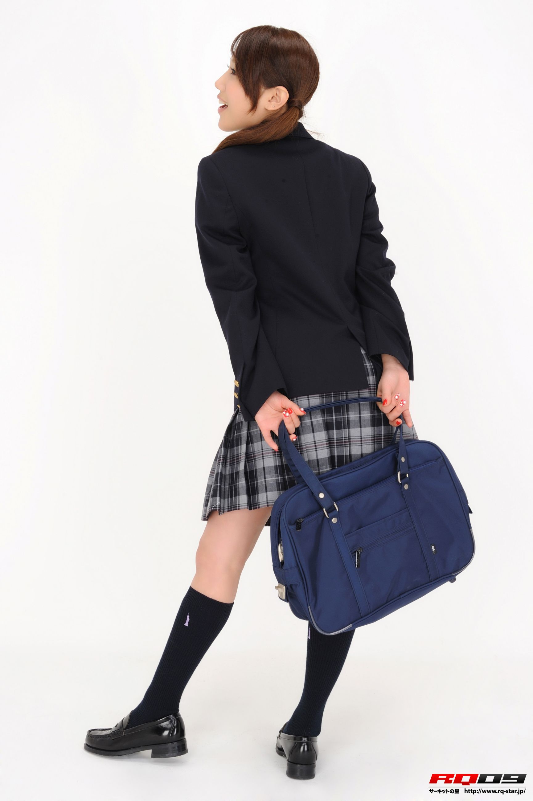 [RQ-STAR] NO.00252 木村亜梨沙 School Uniform 学生装系列 写真集/(115P)