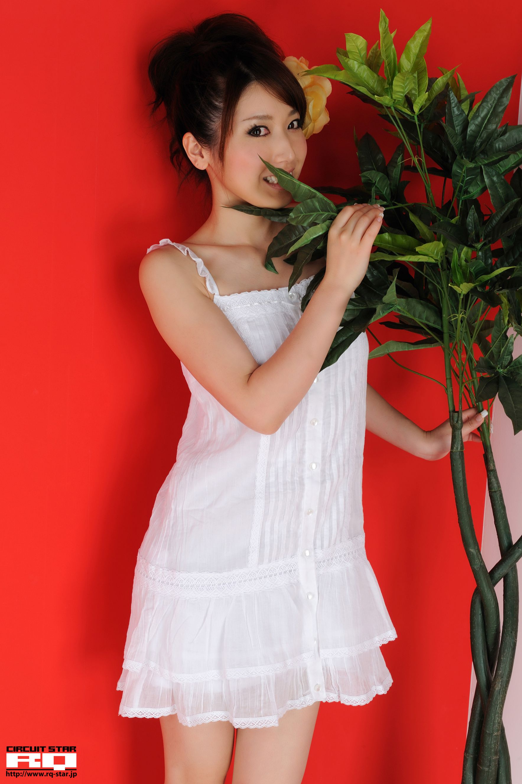 [RQ-STAR] NO.00273 Emi Shimizu 清水恵美 Private Dress 超短裙 写真集/(100P)