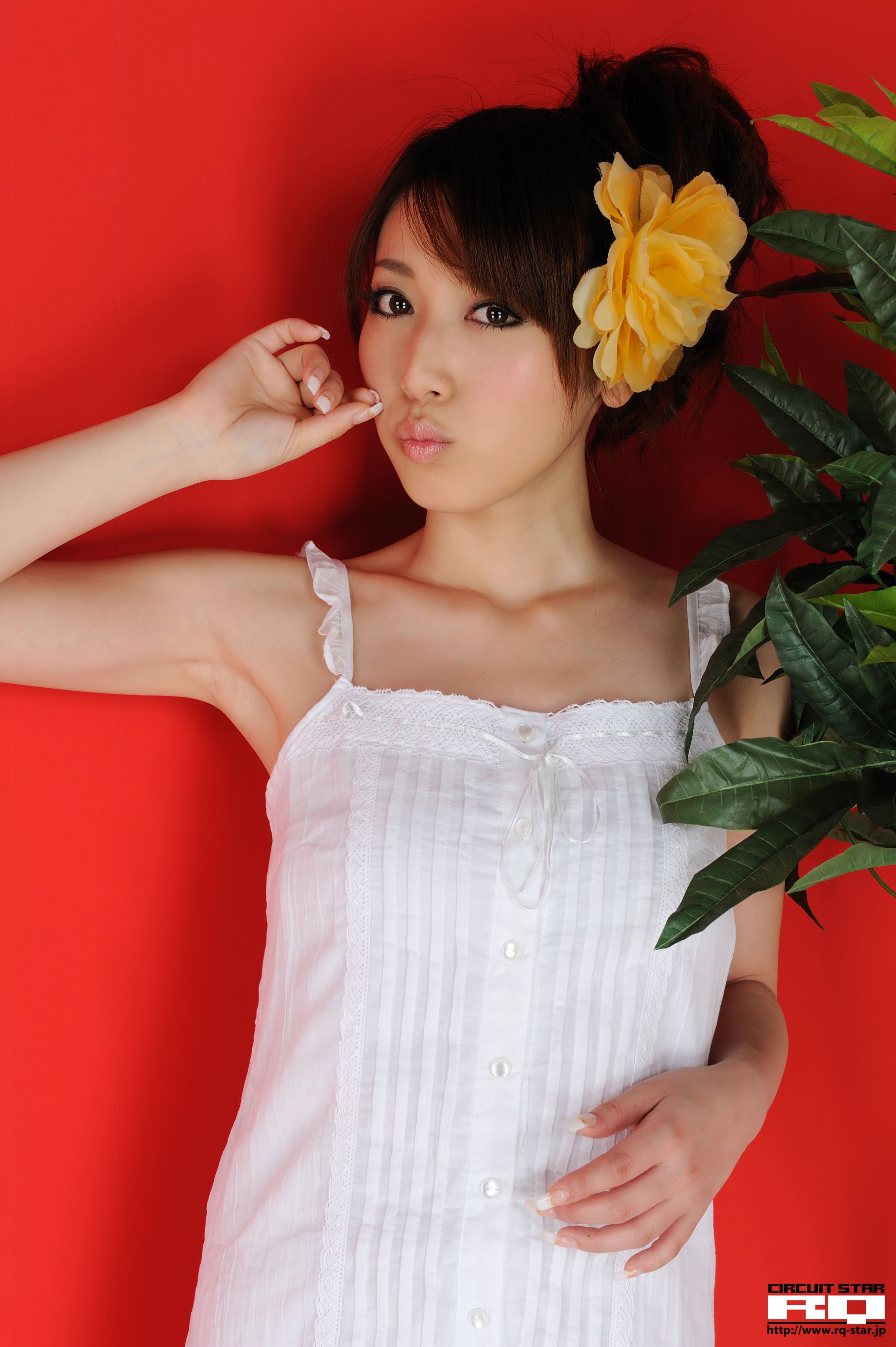 [RQ-STAR] NO.00273 Emi Shimizu 清水恵美 Private Dress 超短裙 写真集/(100P)