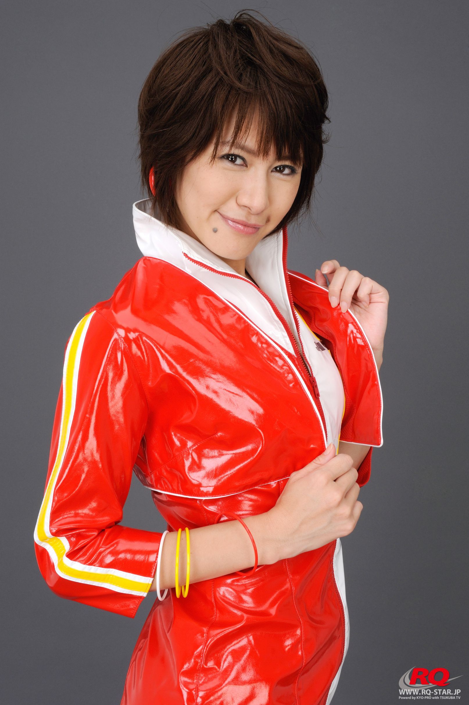 [RQ-STAR] NO.00088 Akiko Fujihara 藤原明子 Race Queen – 2008 Jim Gainer  写真集/(100P)