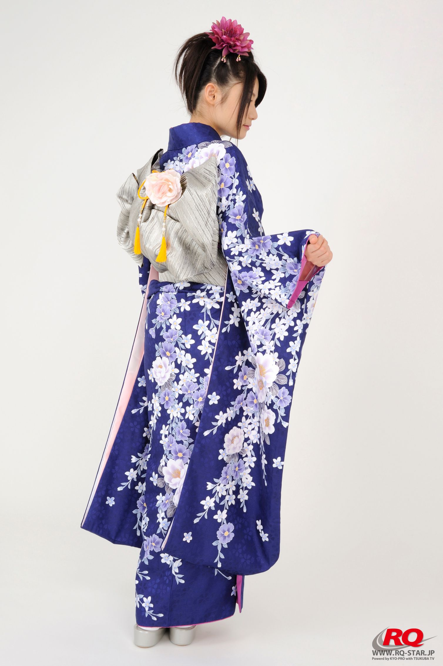 [RQ-STAR] NO.00068 古崎瞳 謹賀新年 Kimono – Happy New Year 和服系列/(75P)