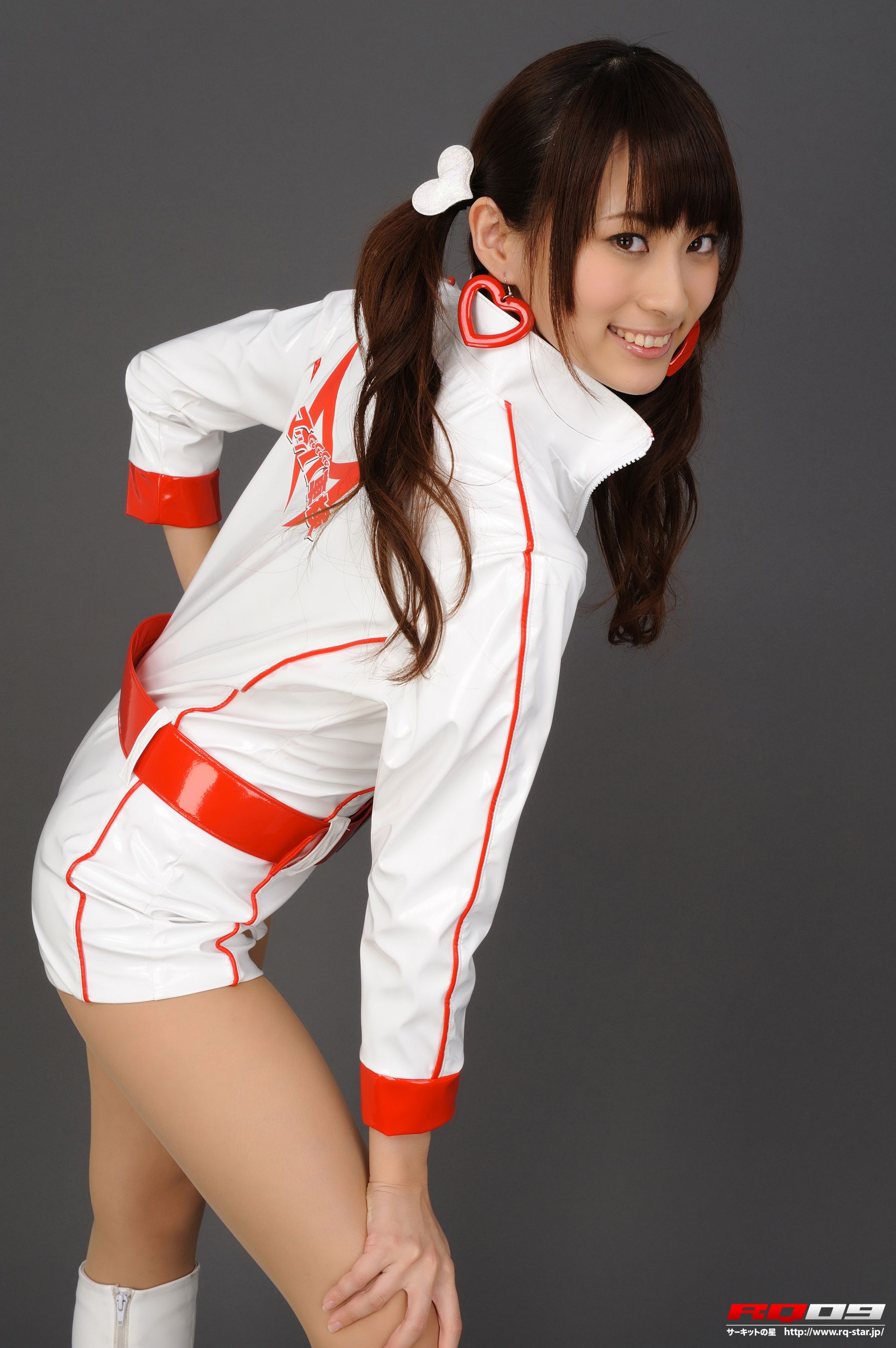 [RQ-STAR] NO.00149 林杏菜 Race Queen – Team Mach 写真集/(130P)