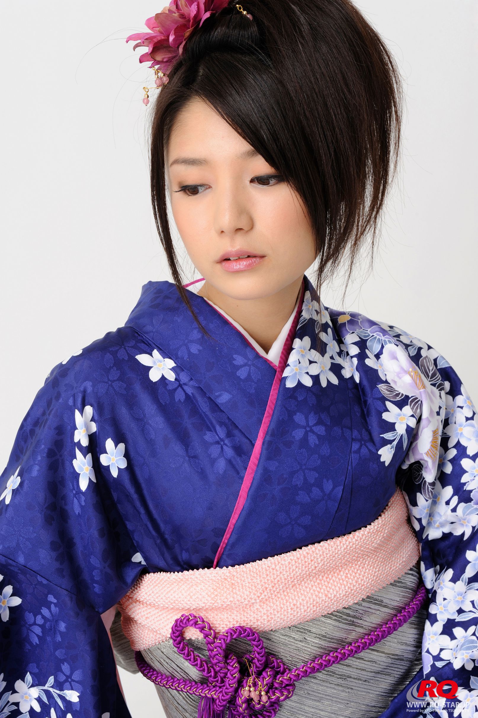 [RQ-STAR] NO.00068 古崎瞳 謹賀新年 Kimono – Happy New Year 和服系列/(75P)