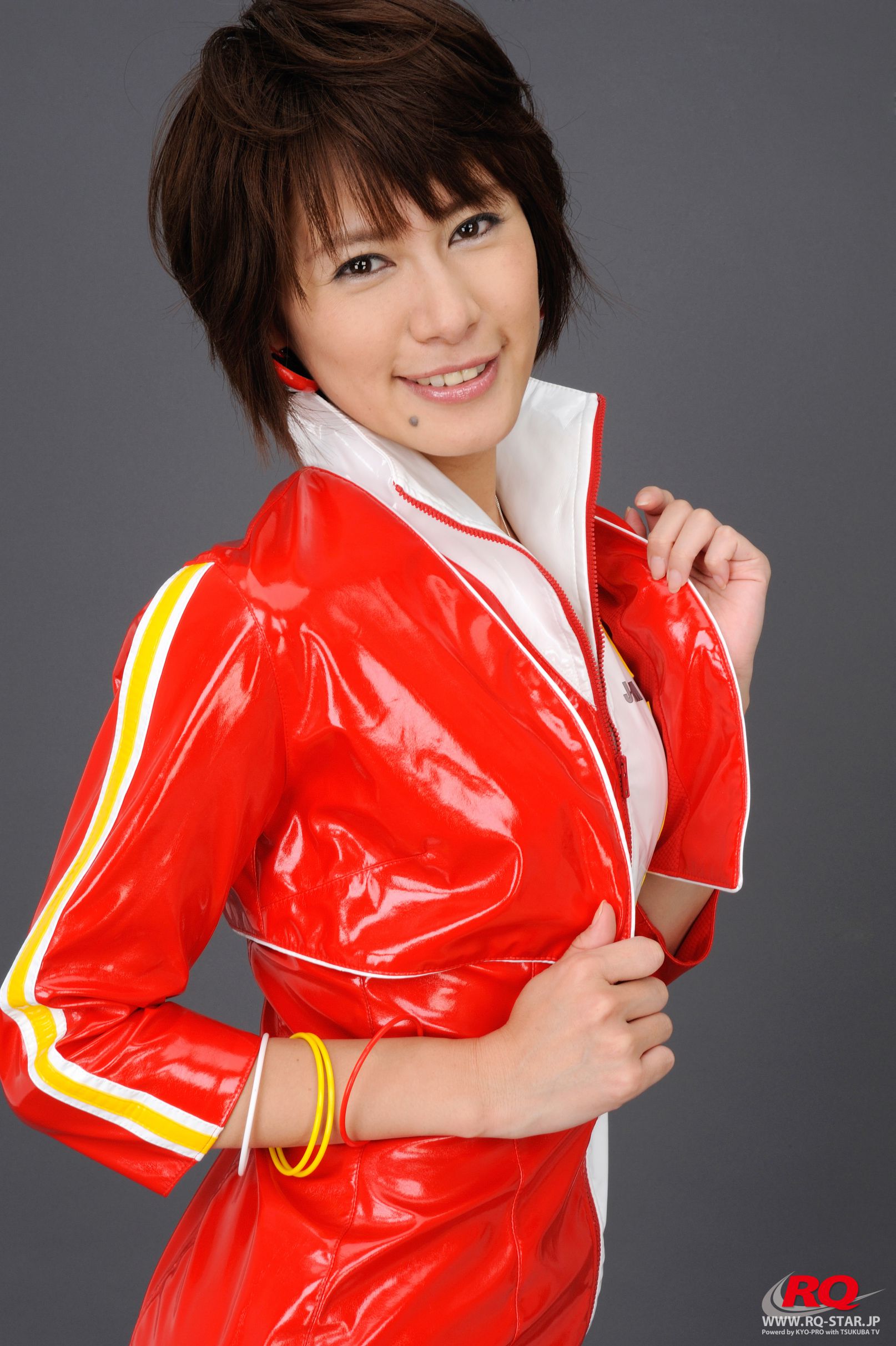 [RQ-STAR] NO.00088 Akiko Fujihara 藤原明子 Race Queen – 2008 Jim Gainer  写真集/(100P)