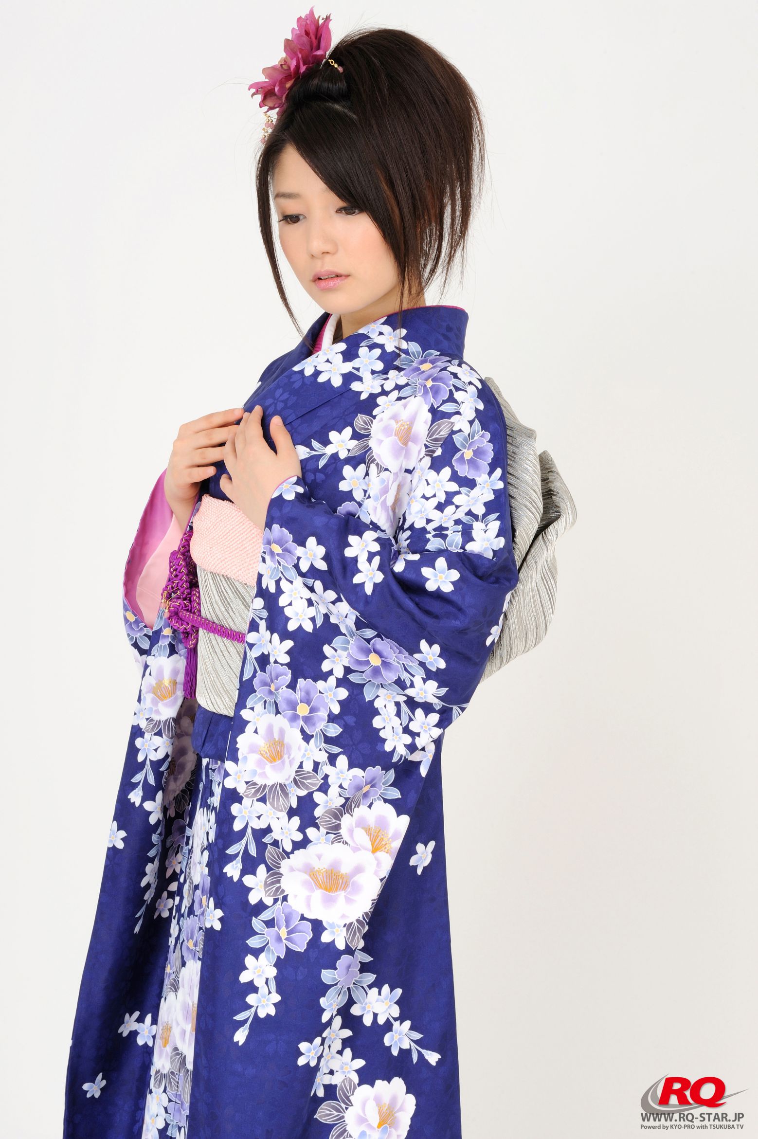 [RQ-STAR] NO.00068 古崎瞳 謹賀新年 Kimono – Happy New Year 和服系列/(75P)