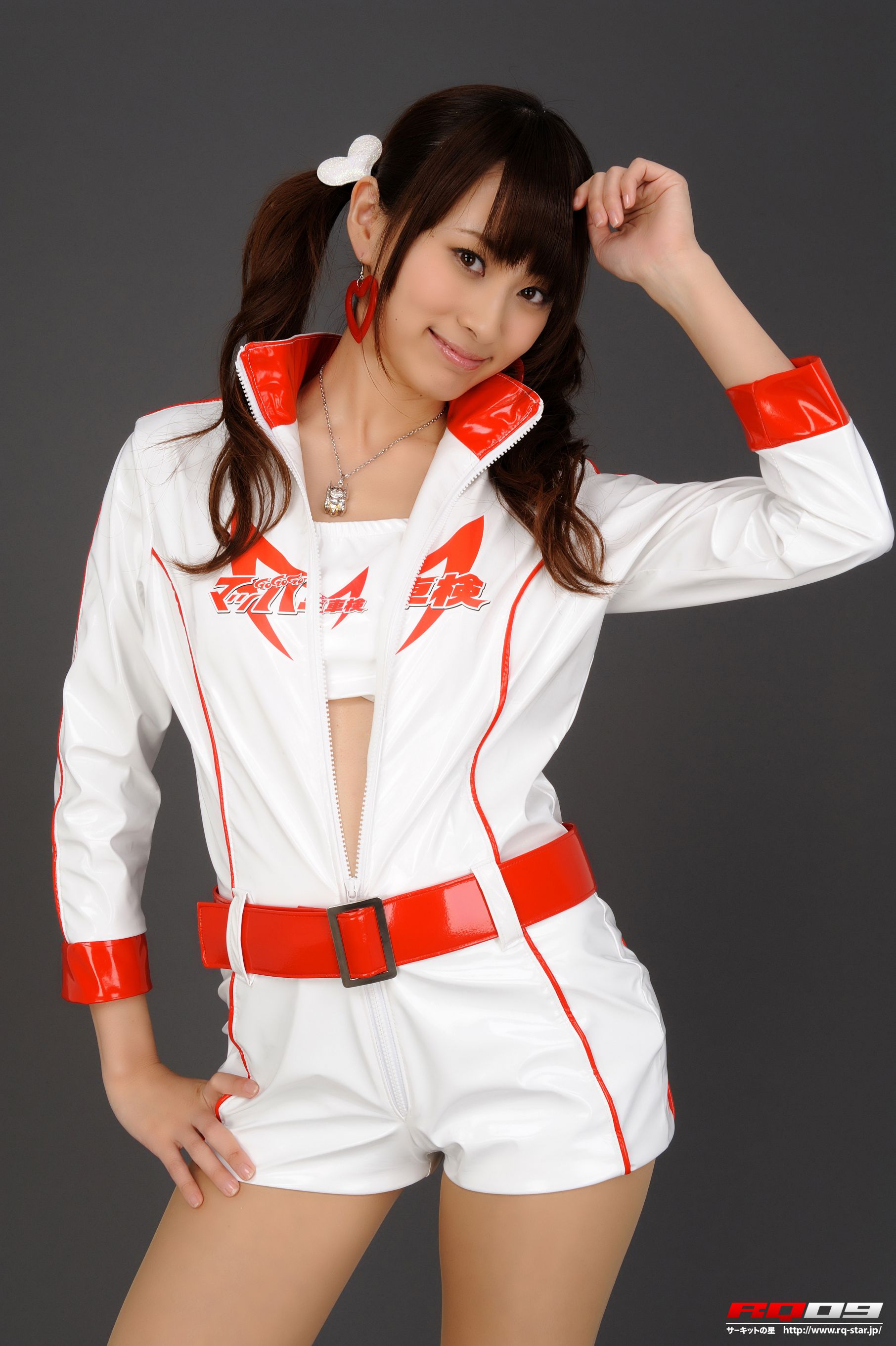 [RQ-STAR] NO.00149 林杏菜 Race Queen – Team Mach 写真集/(130P)