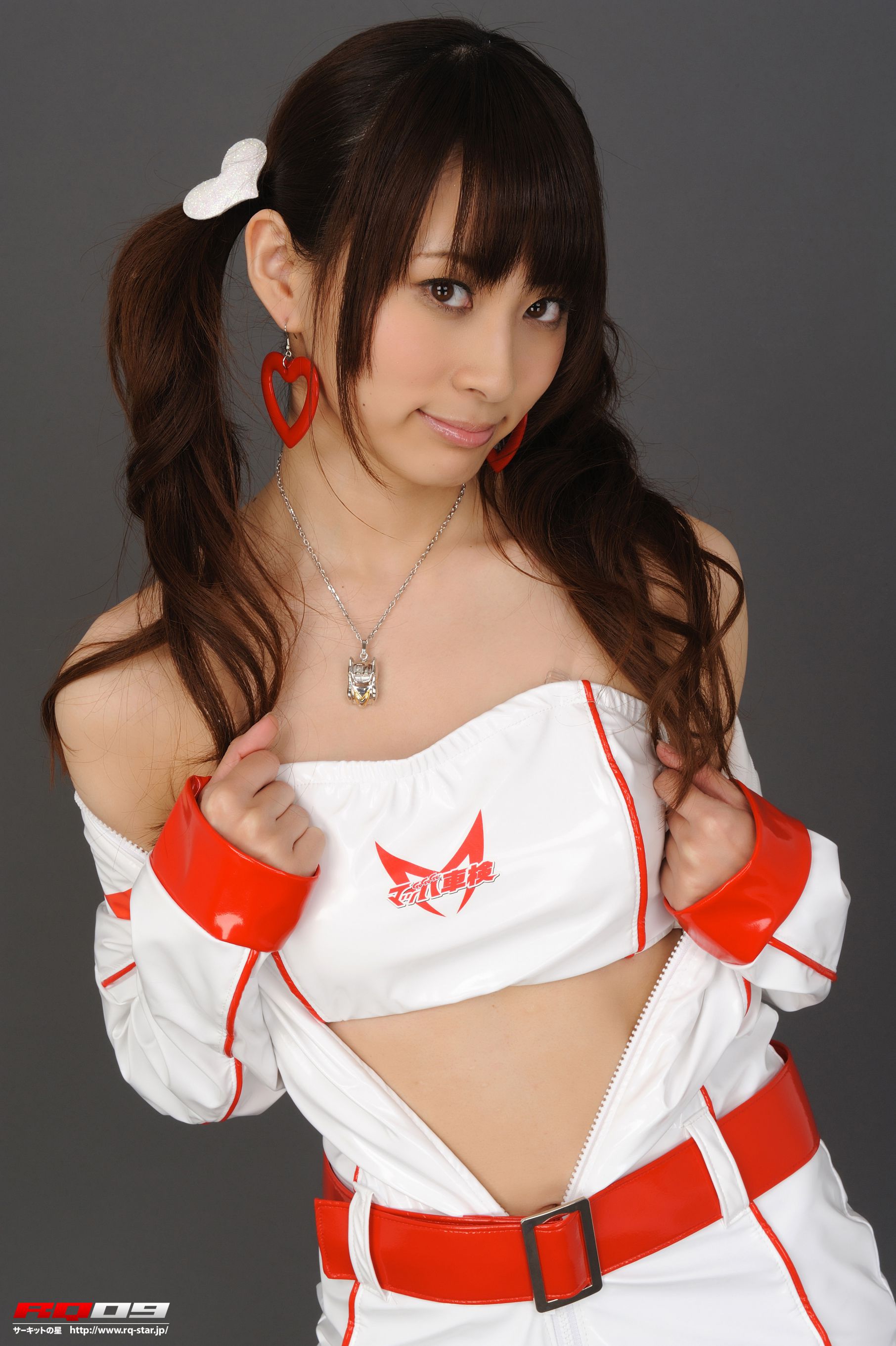 [RQ-STAR] NO.00149 林杏菜 Race Queen – Team Mach 写真集/(130P)