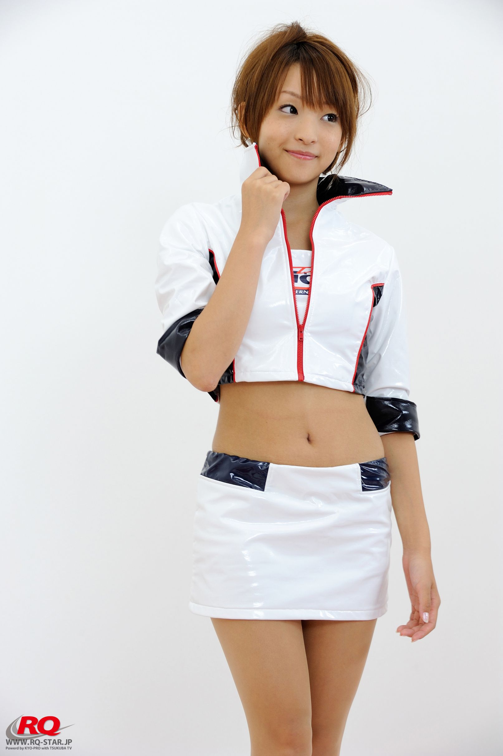 [RQ-STAR] NO.00085 Mio Aoki 青木未央 Race Queen – 2008 5Zigen 写真集/(43P)