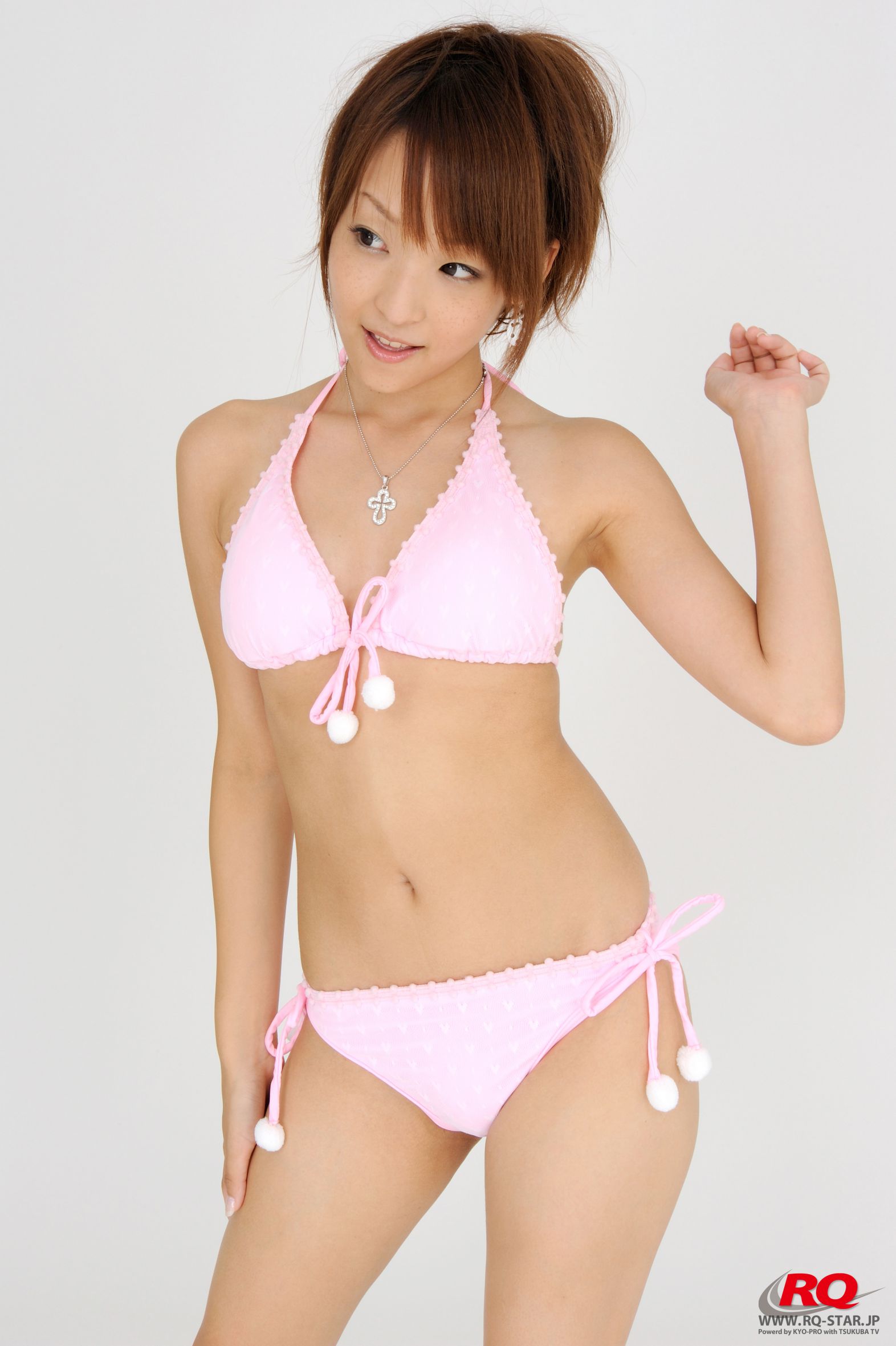 [RQ-STAR] NO.00075 Mio Aoki 青木未央 Swim Suits – White 写真集/(89P)