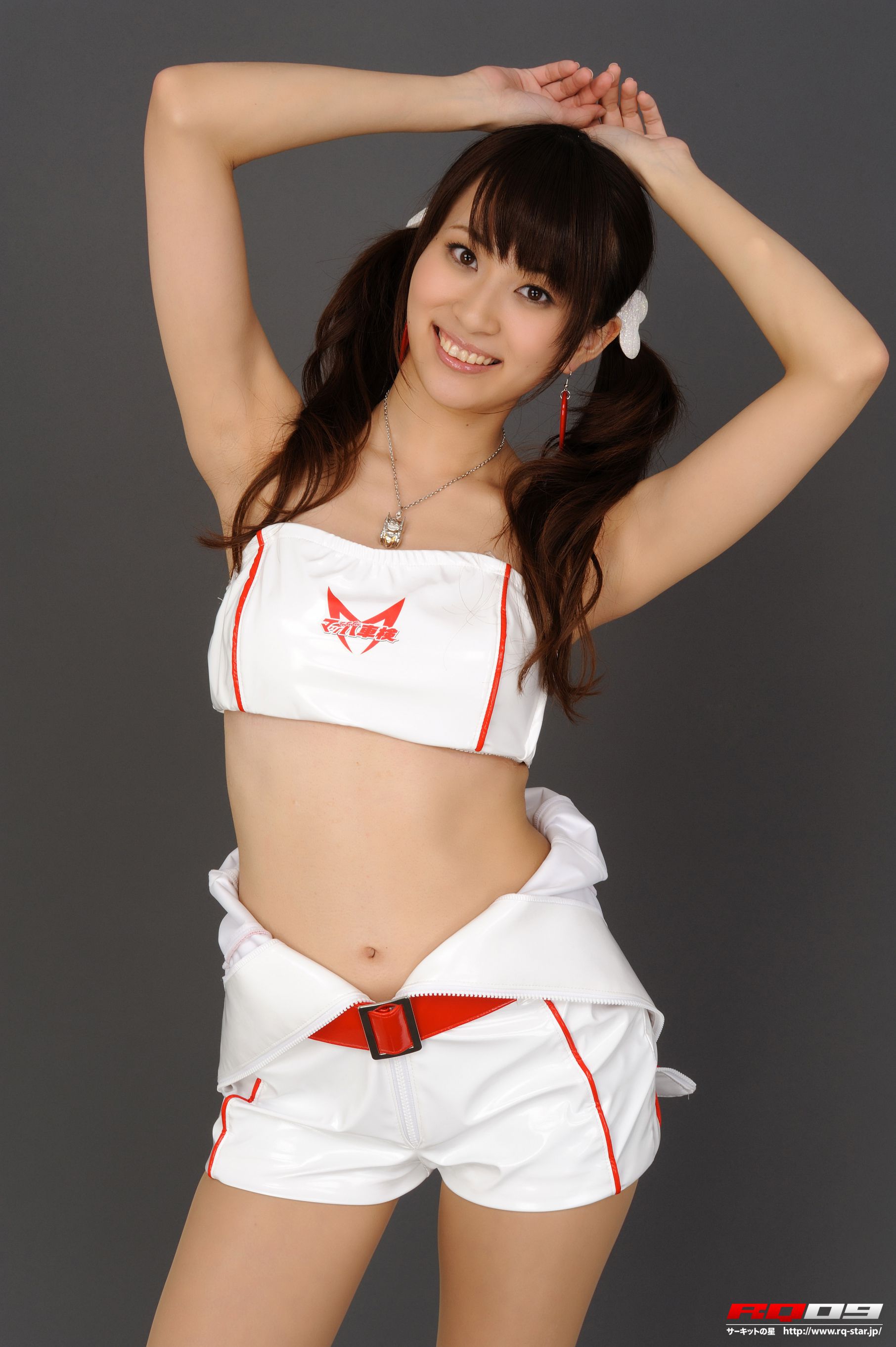 [RQ-STAR] NO.00149 林杏菜 Race Queen – Team Mach 写真集/(130P)