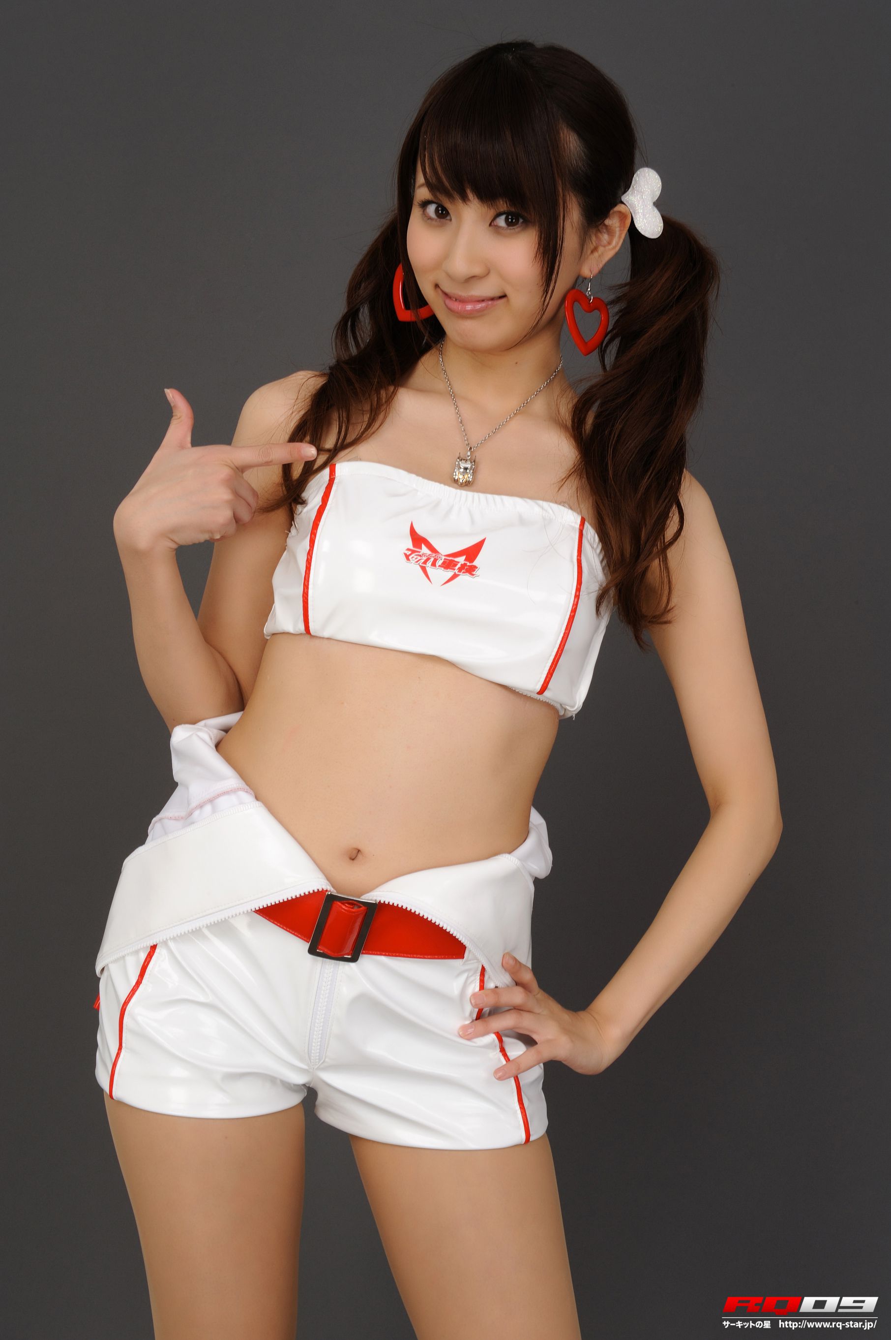 [RQ-STAR] NO.00149 林杏菜 Race Queen – Team Mach 写真集/(130P)