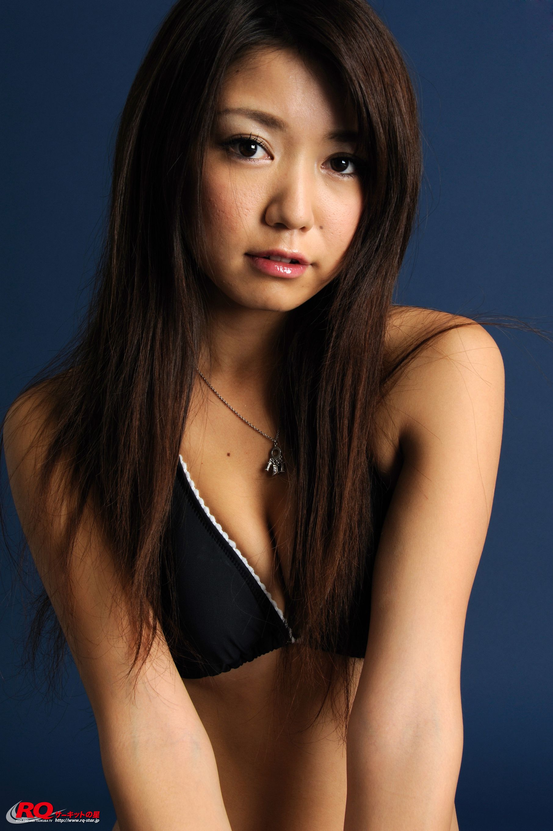 [RQ-STAR] NO.00111 稲垣慶子 Swim Suits – Black 黑色泳装写真集/(100P)