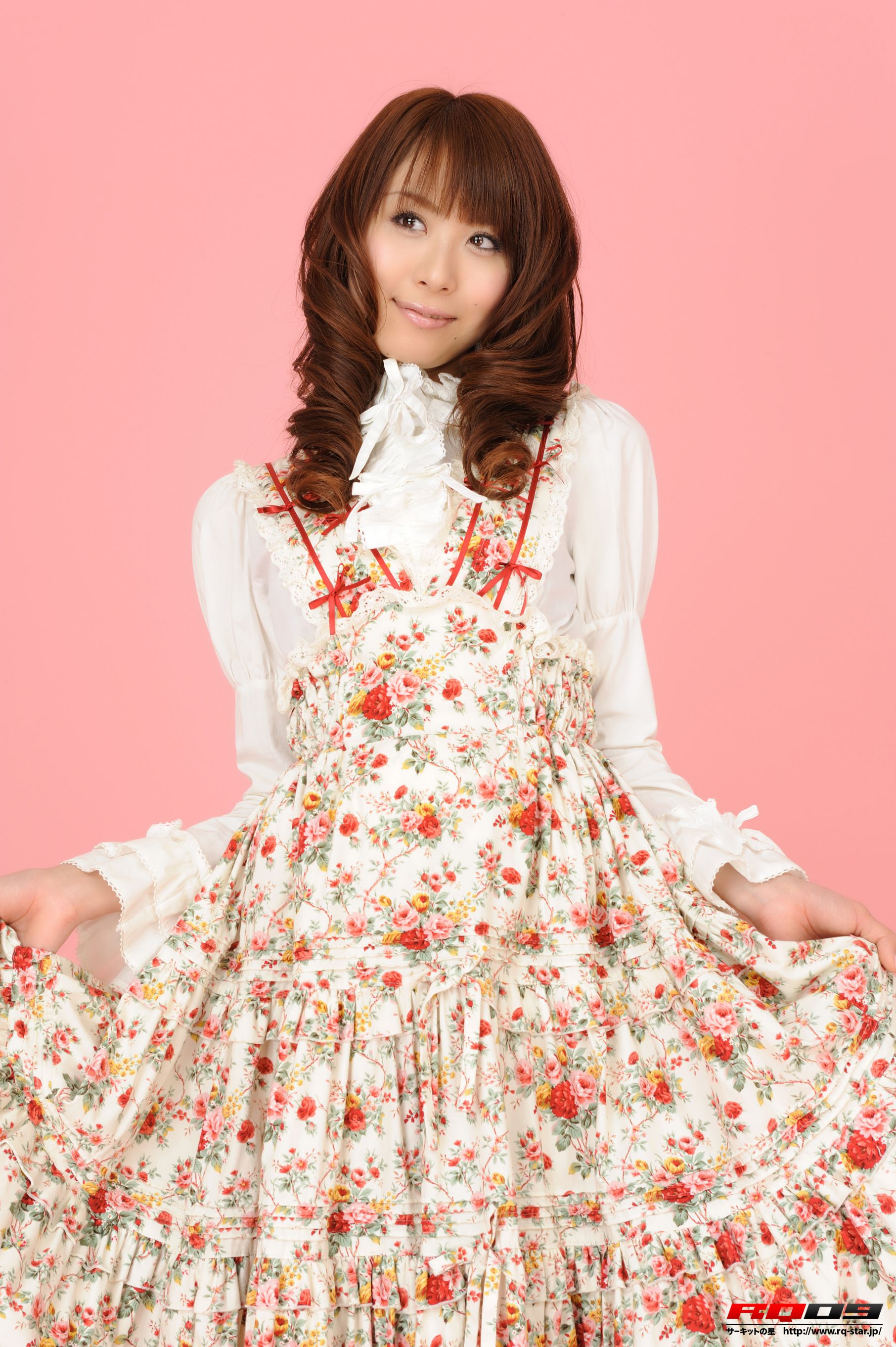 [RQ-STAR写真集] NO.00142 我妻さおり Lolita Fashion 长裙美女系列/(95P)