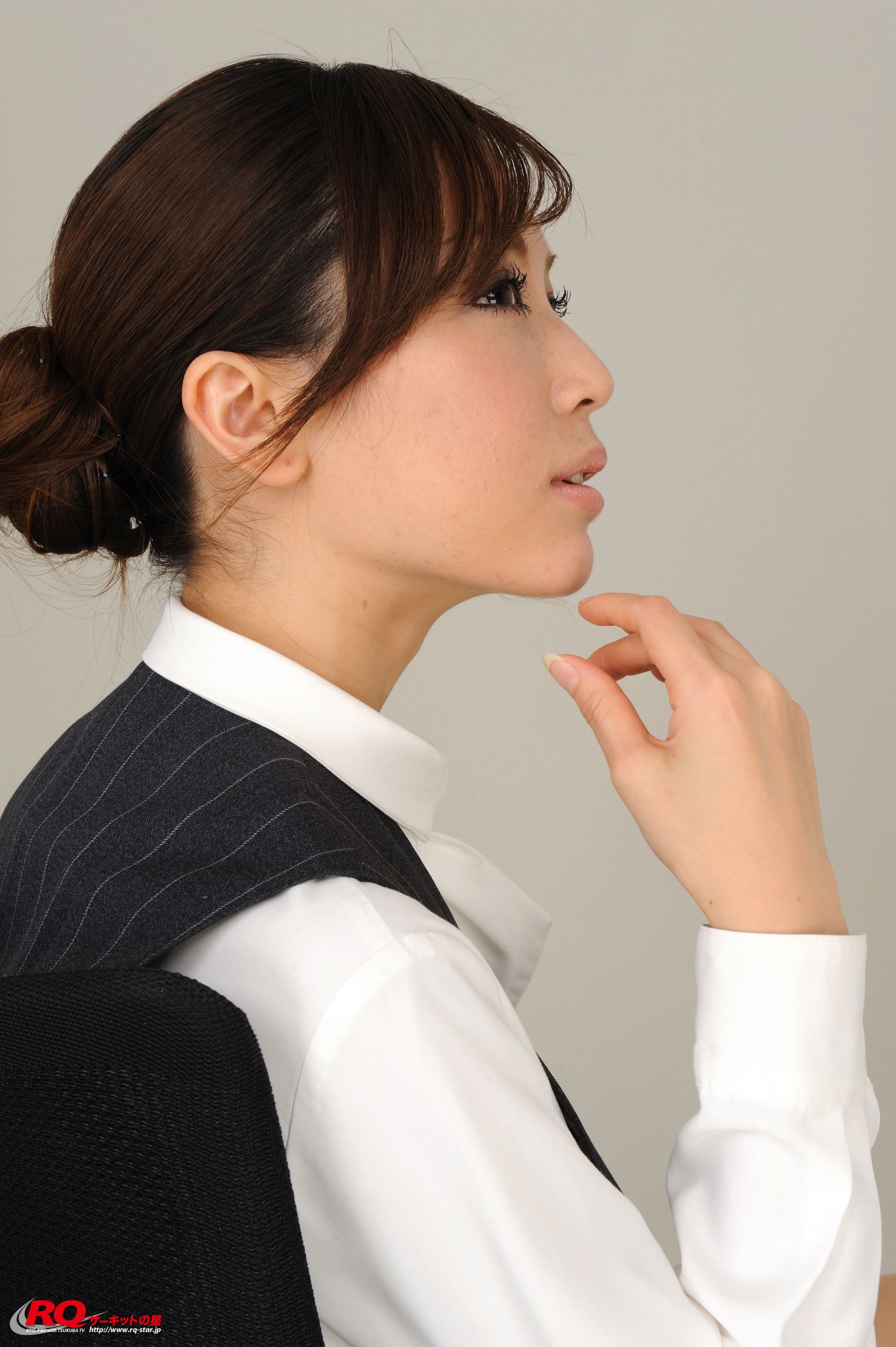 [RQ-STAR] NO.00117 Mayu Ohya 大矢真夕 Office Lady 写真集/(106P)