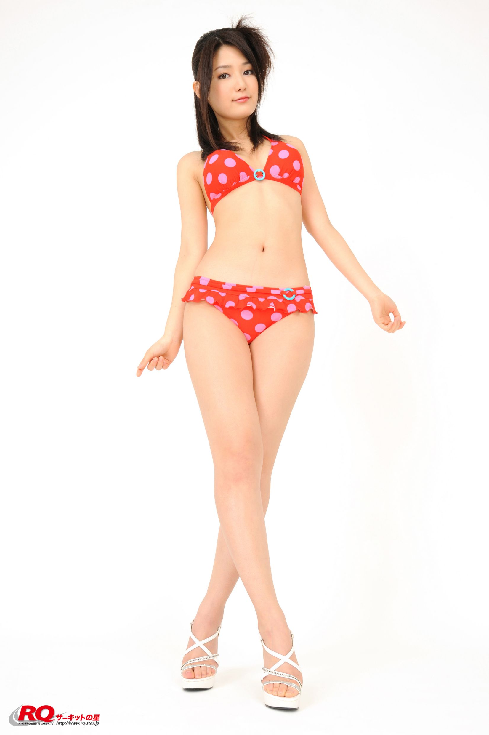 [RQ-STAR] NO.00105 古崎瞳 Swim Suits – Red 泳装写真集/(102P)