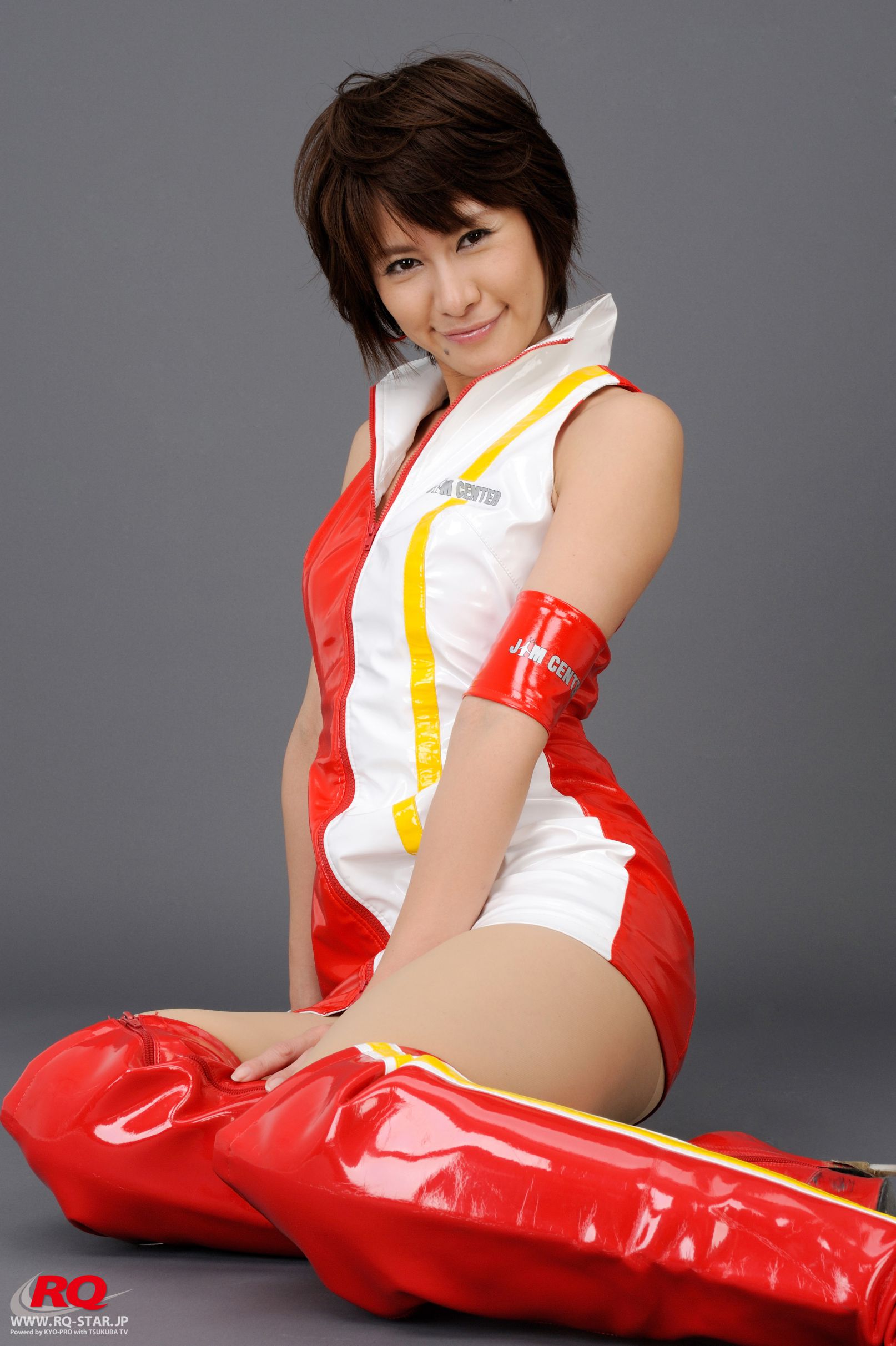 [RQ-STAR] NO.00088 Akiko Fujihara 藤原明子 Race Queen – 2008 Jim Gainer  写真集/(100P)