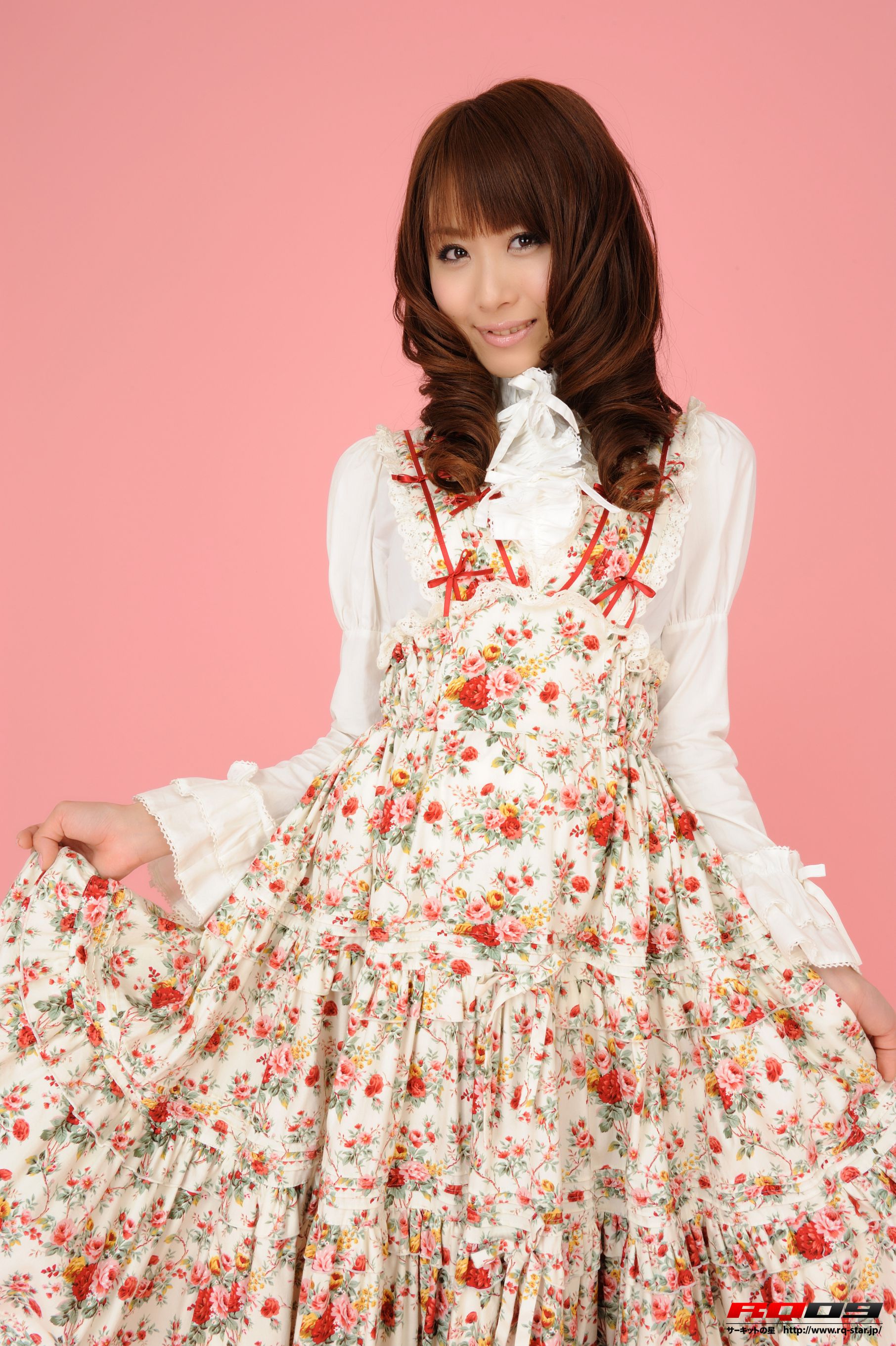 [RQ-STAR写真集] NO.00142 我妻さおり Lolita Fashion 长裙美女系列/(95P)