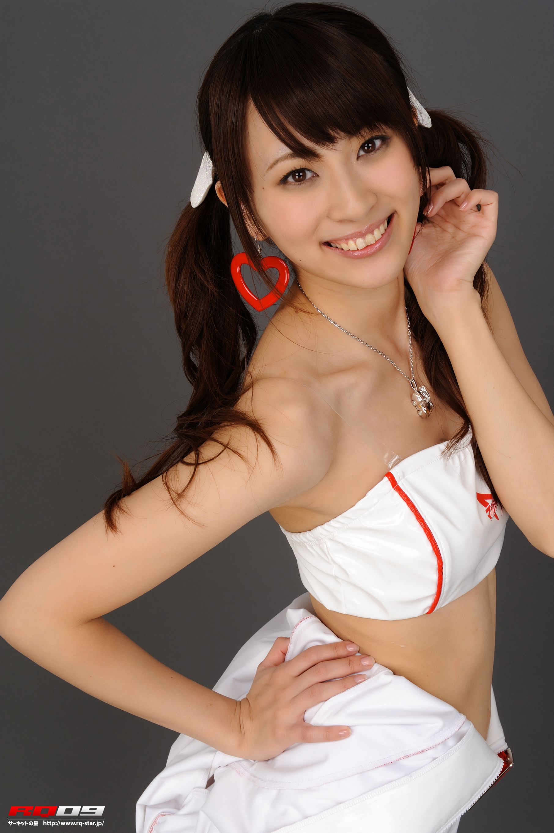 [RQ-STAR] NO.00149 林杏菜 Race Queen – Team Mach 写真集/(130P)