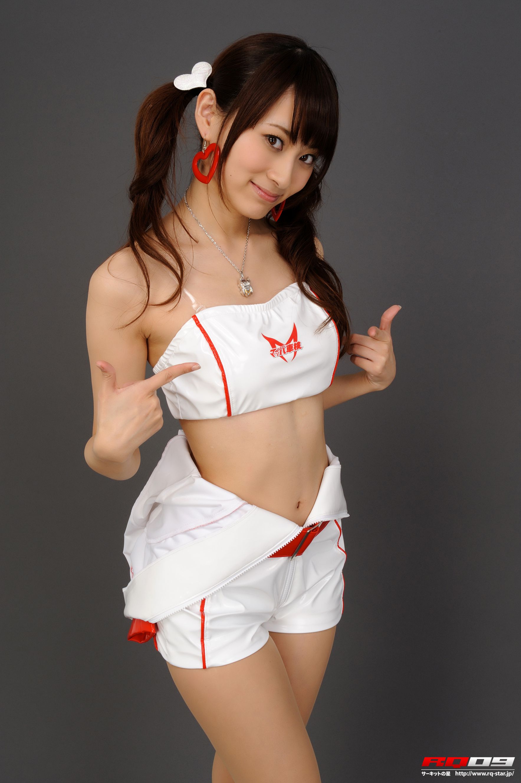 [RQ-STAR] NO.00149 林杏菜 Race Queen – Team Mach 写真集/(130P)