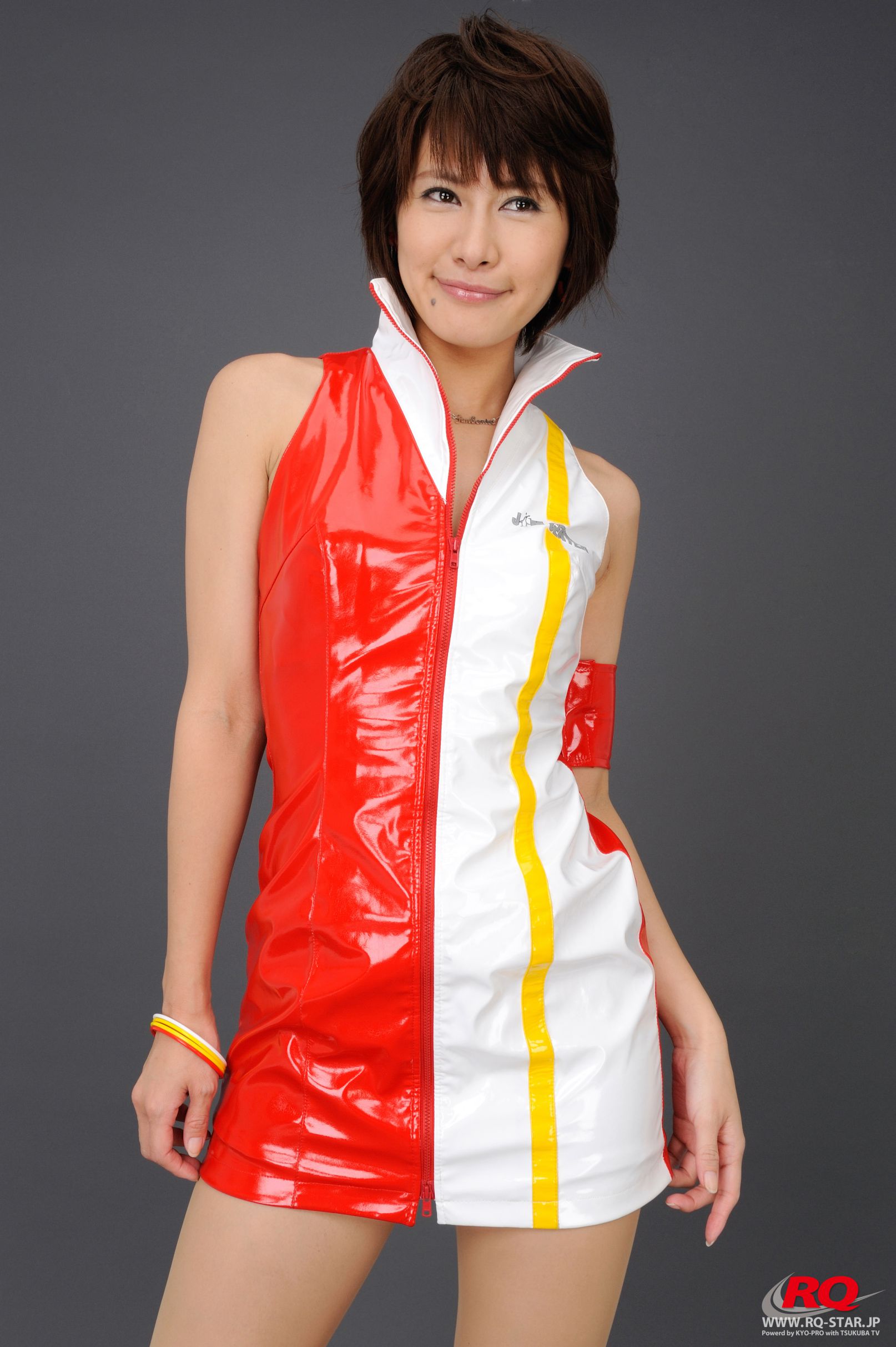 [RQ-STAR] NO.00088 Akiko Fujihara 藤原明子 Race Queen – 2008 Jim Gainer  写真集/(100P)