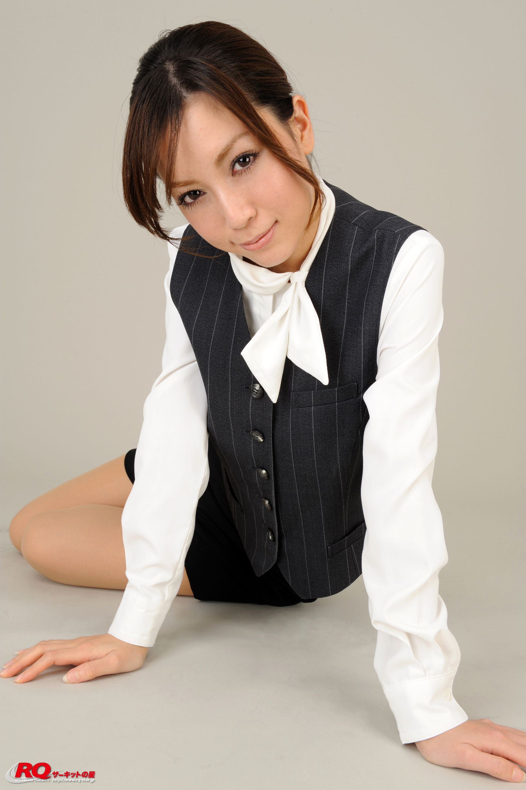 [RQ-STAR] NO.00117 Mayu Ohya 大矢真夕 Office Lady 写真集/(106P)