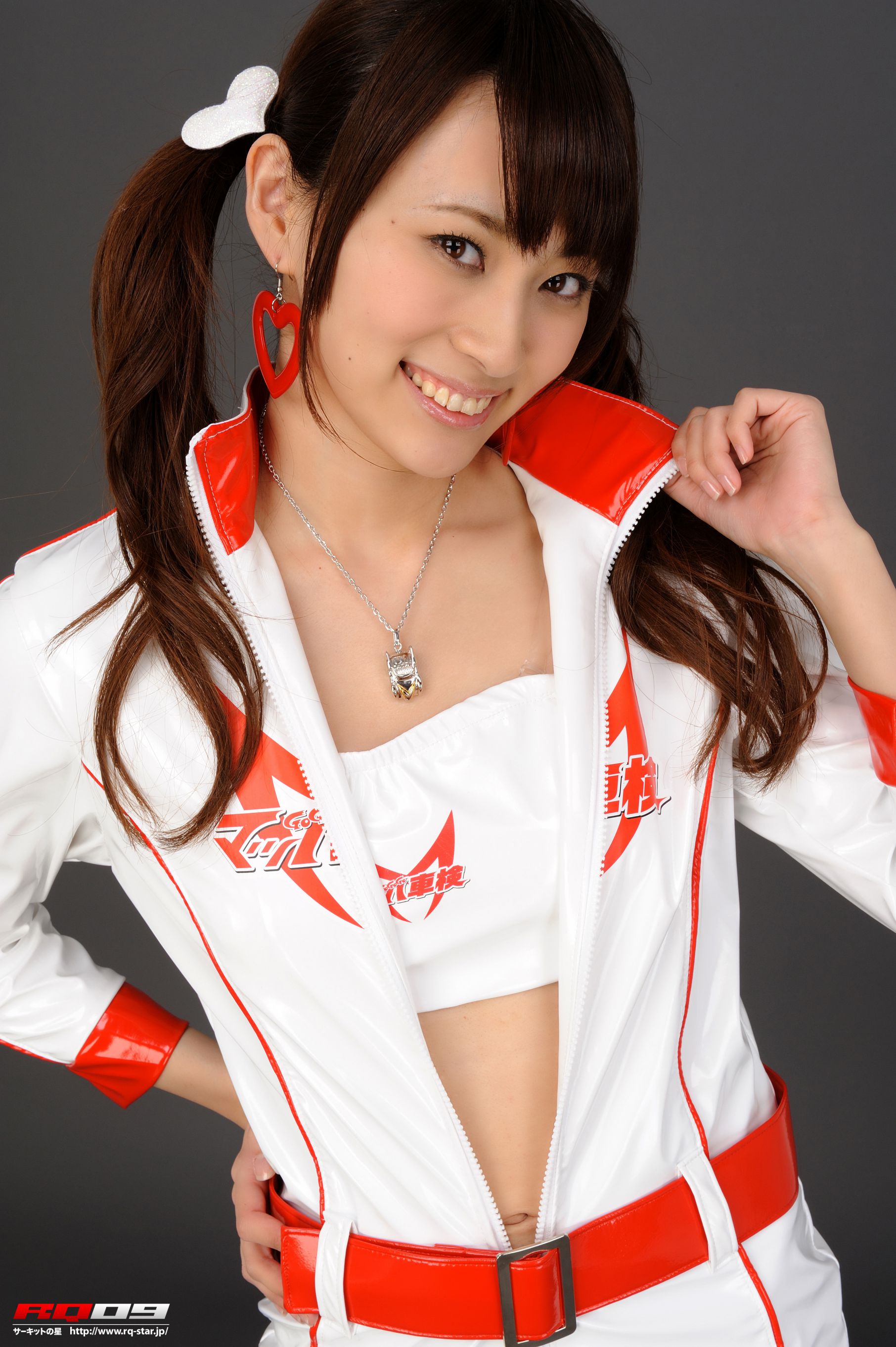 [RQ-STAR] NO.00149 林杏菜 Race Queen – Team Mach 写真集/(130P)