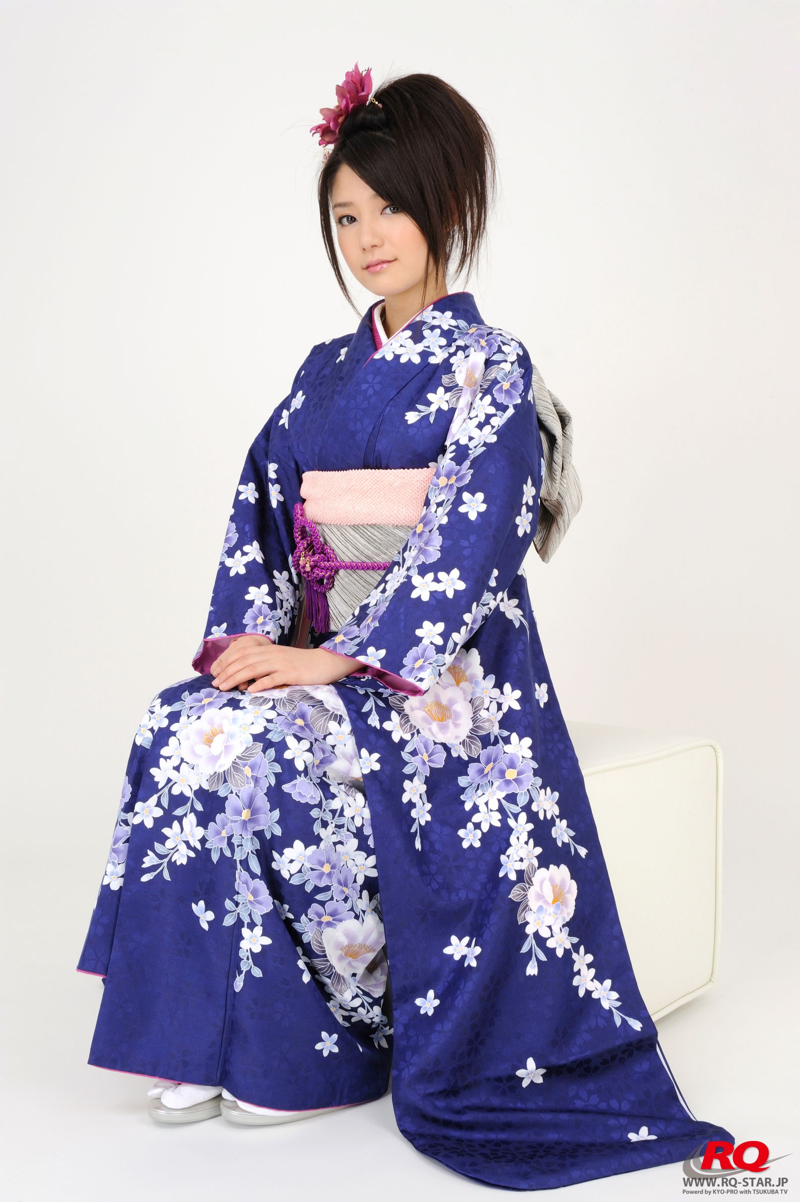 [RQ-STAR] NO.00068 古崎瞳 謹賀新年 Kimono – Happy New Year 和服系列/(75P)