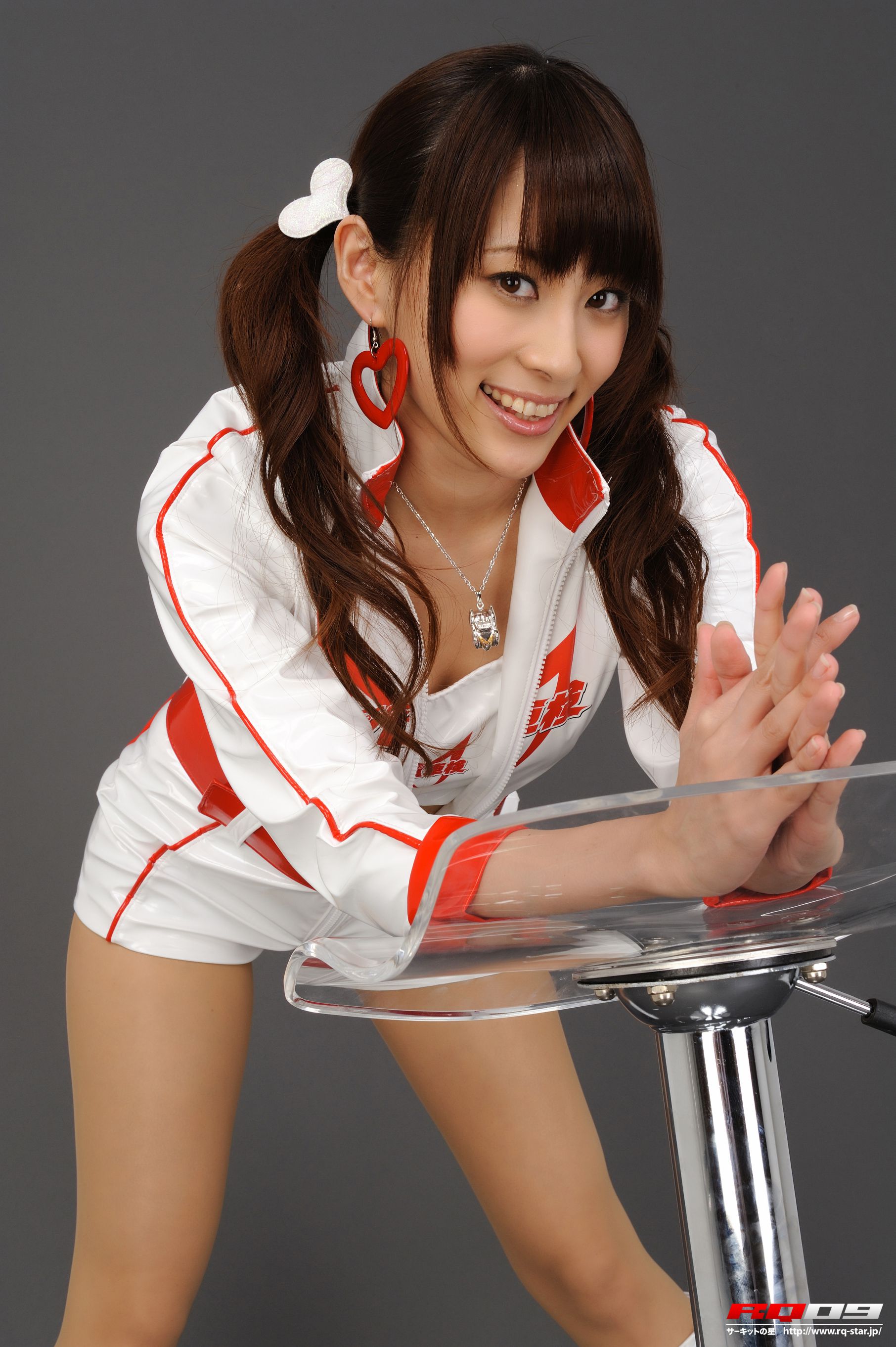 [RQ-STAR] NO.00149 林杏菜 Race Queen – Team Mach 写真集/(130P)