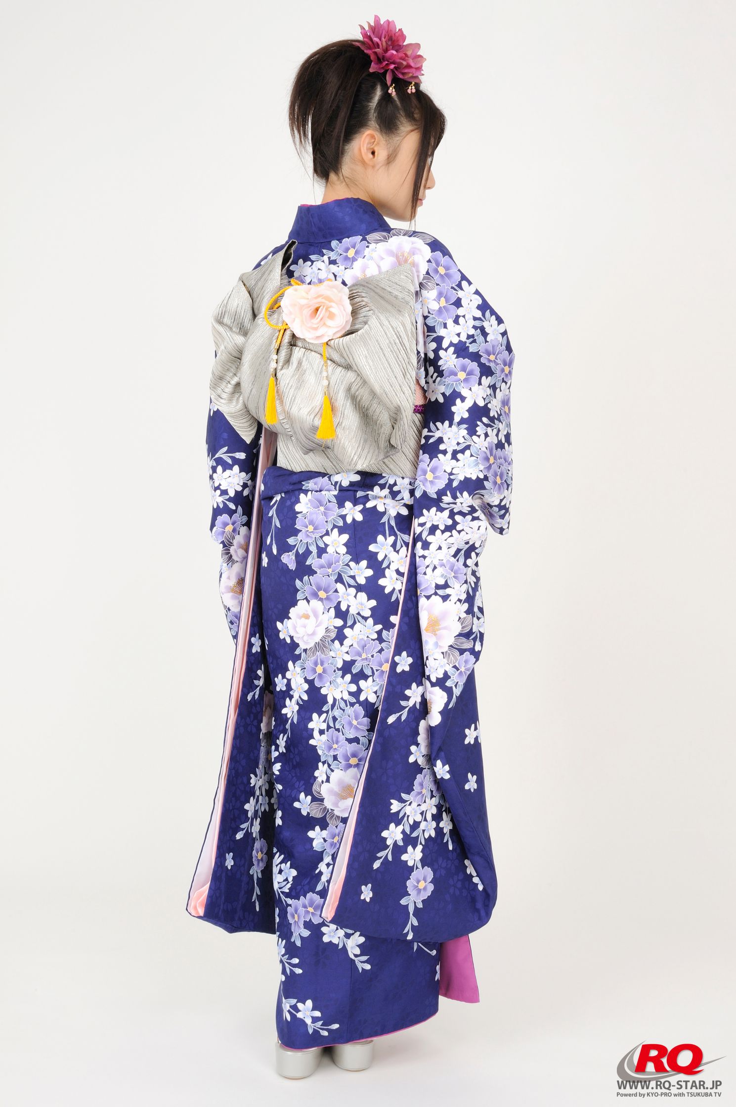 [RQ-STAR] NO.00068 古崎瞳 謹賀新年 Kimono – Happy New Year 和服系列/(75P)