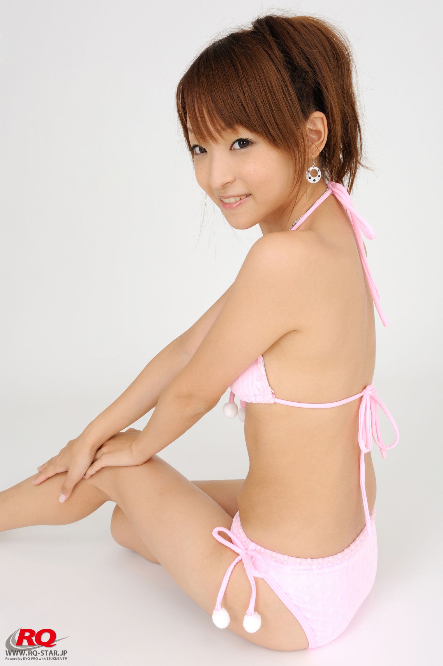 [RQ-STAR] NO.00075 Mio Aoki 青木未央 Swim Suits – White 写真集/(89P)