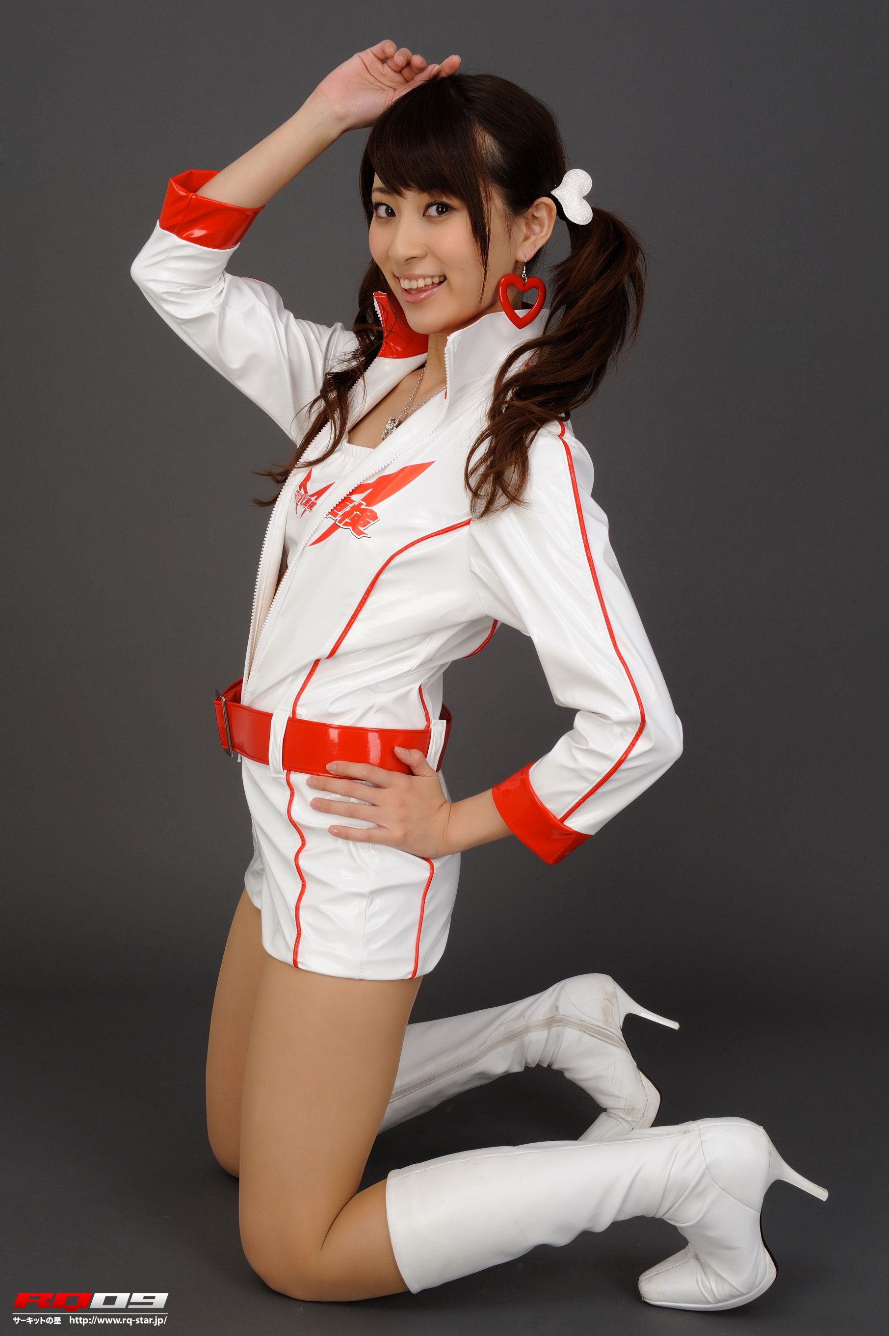 [RQ-STAR] NO.00149 林杏菜 Race Queen – Team Mach 写真集/(130P)