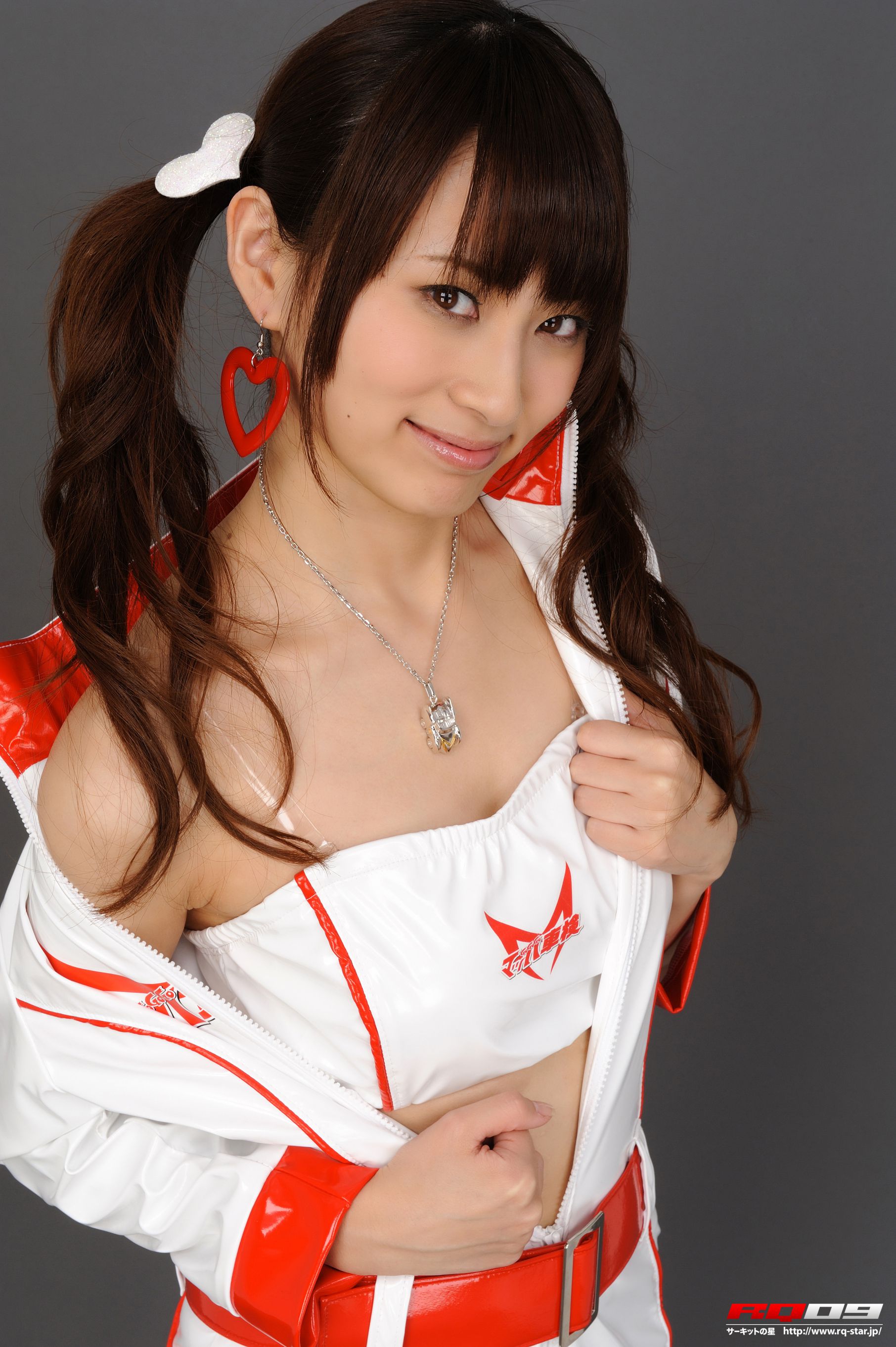 [RQ-STAR] NO.00149 林杏菜 Race Queen – Team Mach 写真集/(130P)