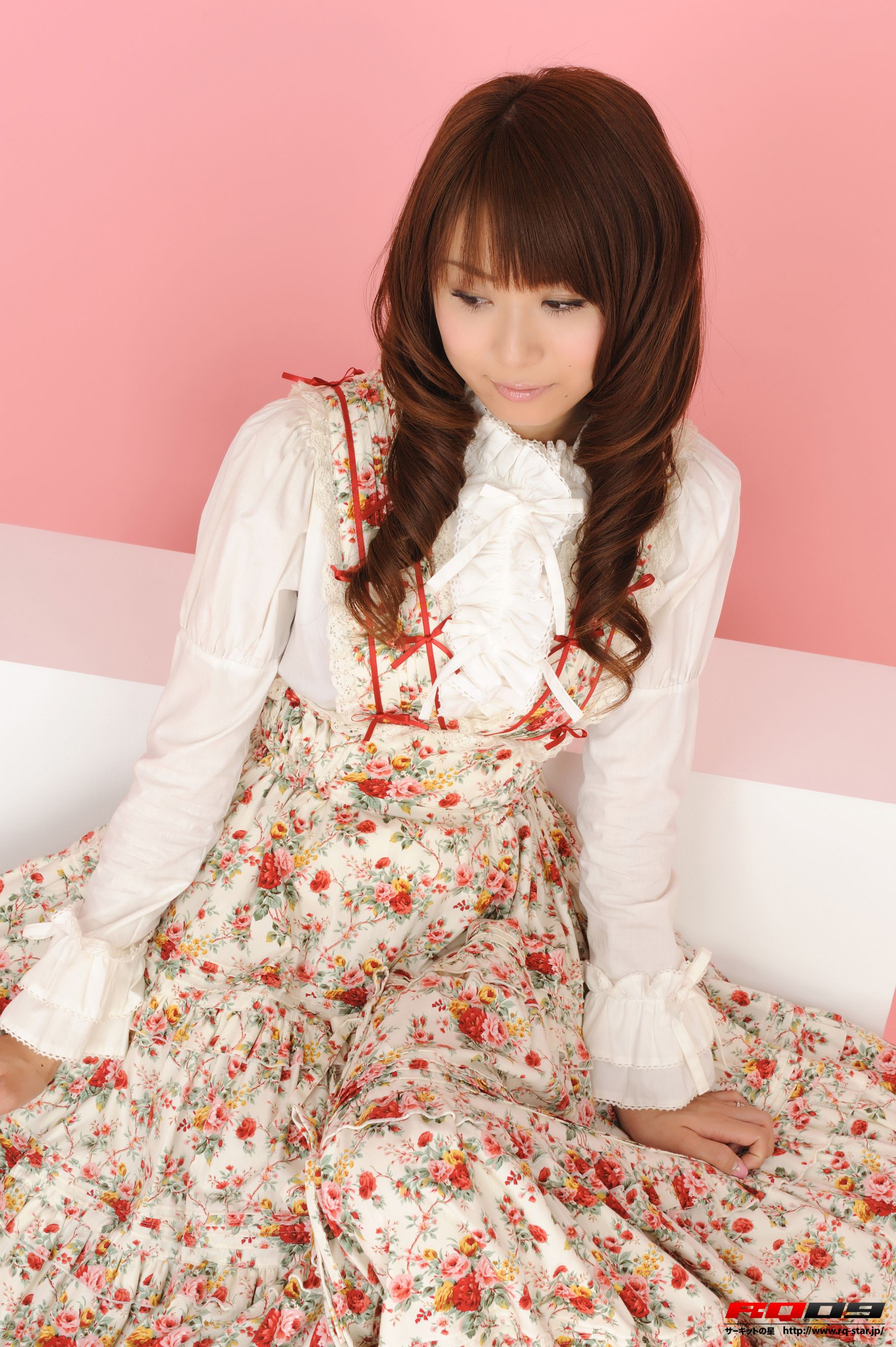 [RQ-STAR写真集] NO.00142 我妻さおり Lolita Fashion 长裙美女系列/(95P)