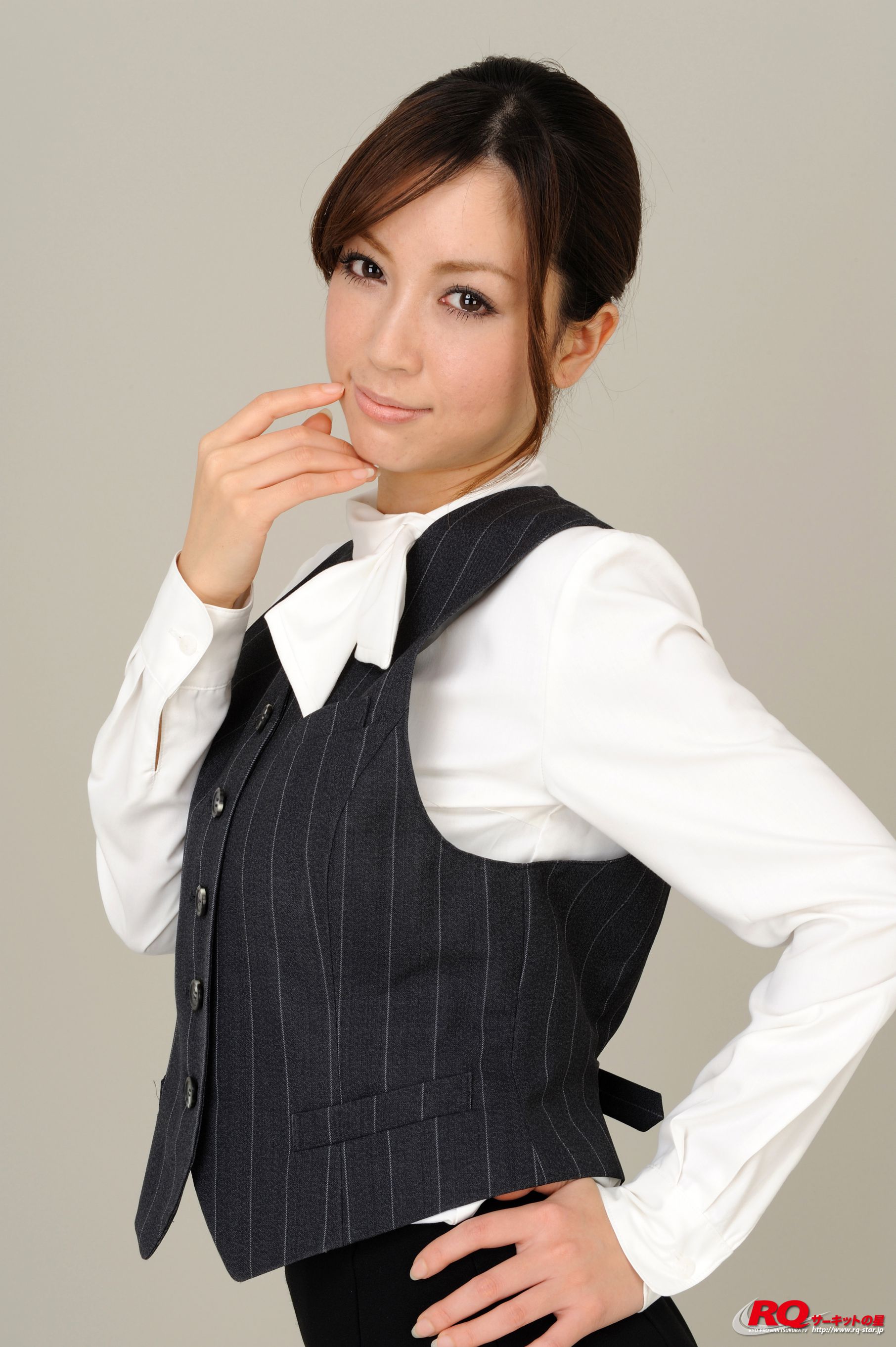 [RQ-STAR] NO.00117 Mayu Ohya 大矢真夕 Office Lady 写真集/(106P)