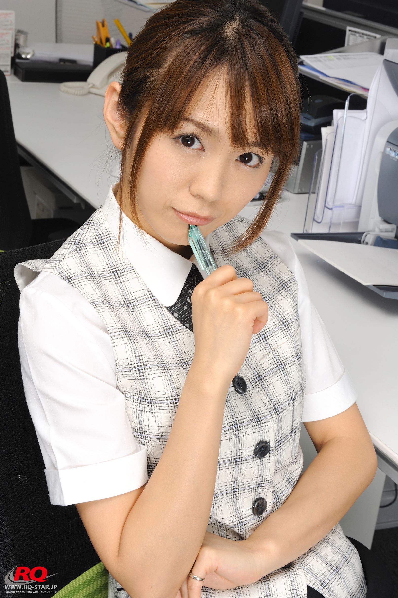 [RQ-STAR] NO.00055 Kotomi Kurosawa 黒沢琴美 Office Lady 写真集/(105P)