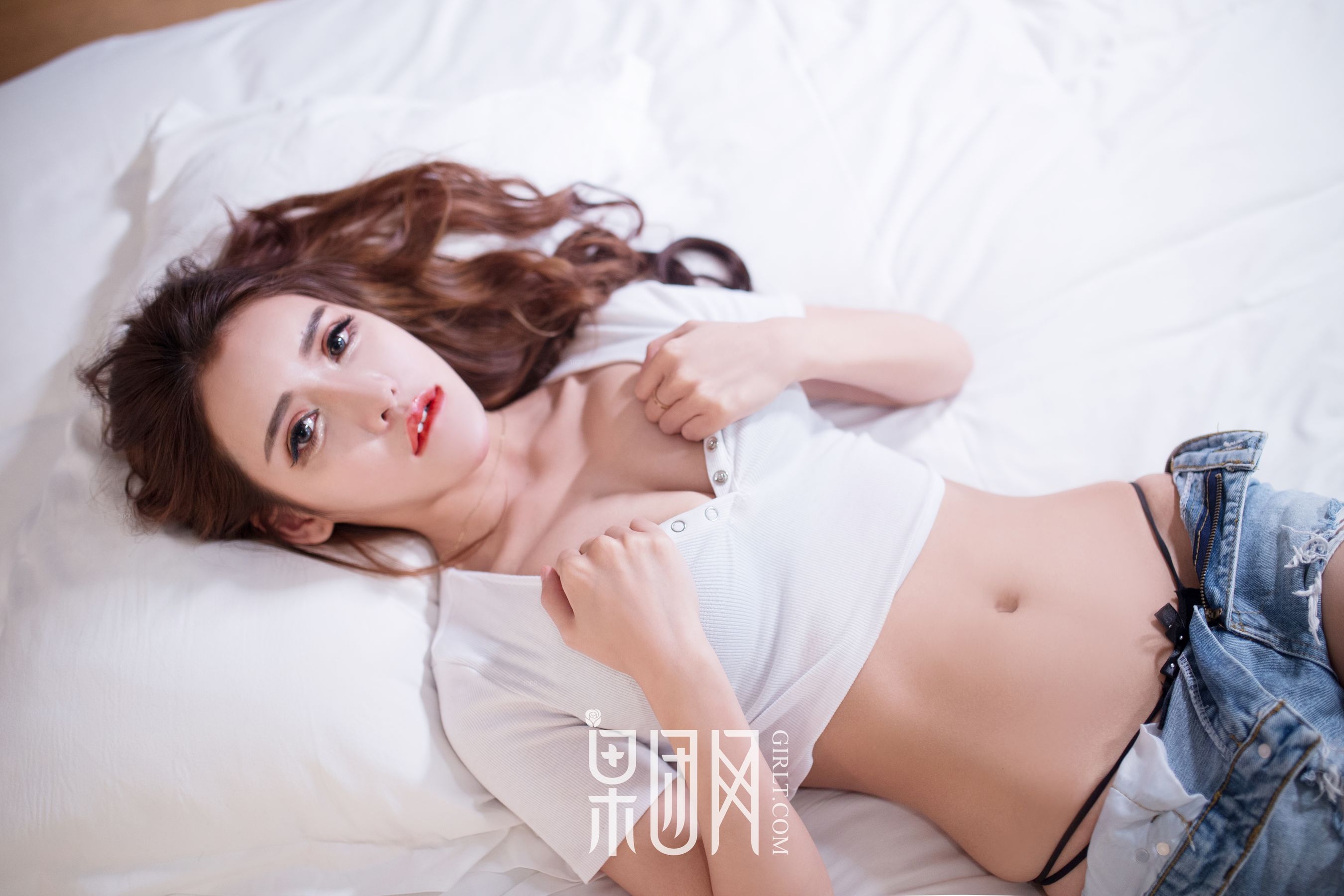 lunana_lee/乳神娜娜《大秀34D酥胸》 [果团网Girlt] No.055/(55P)