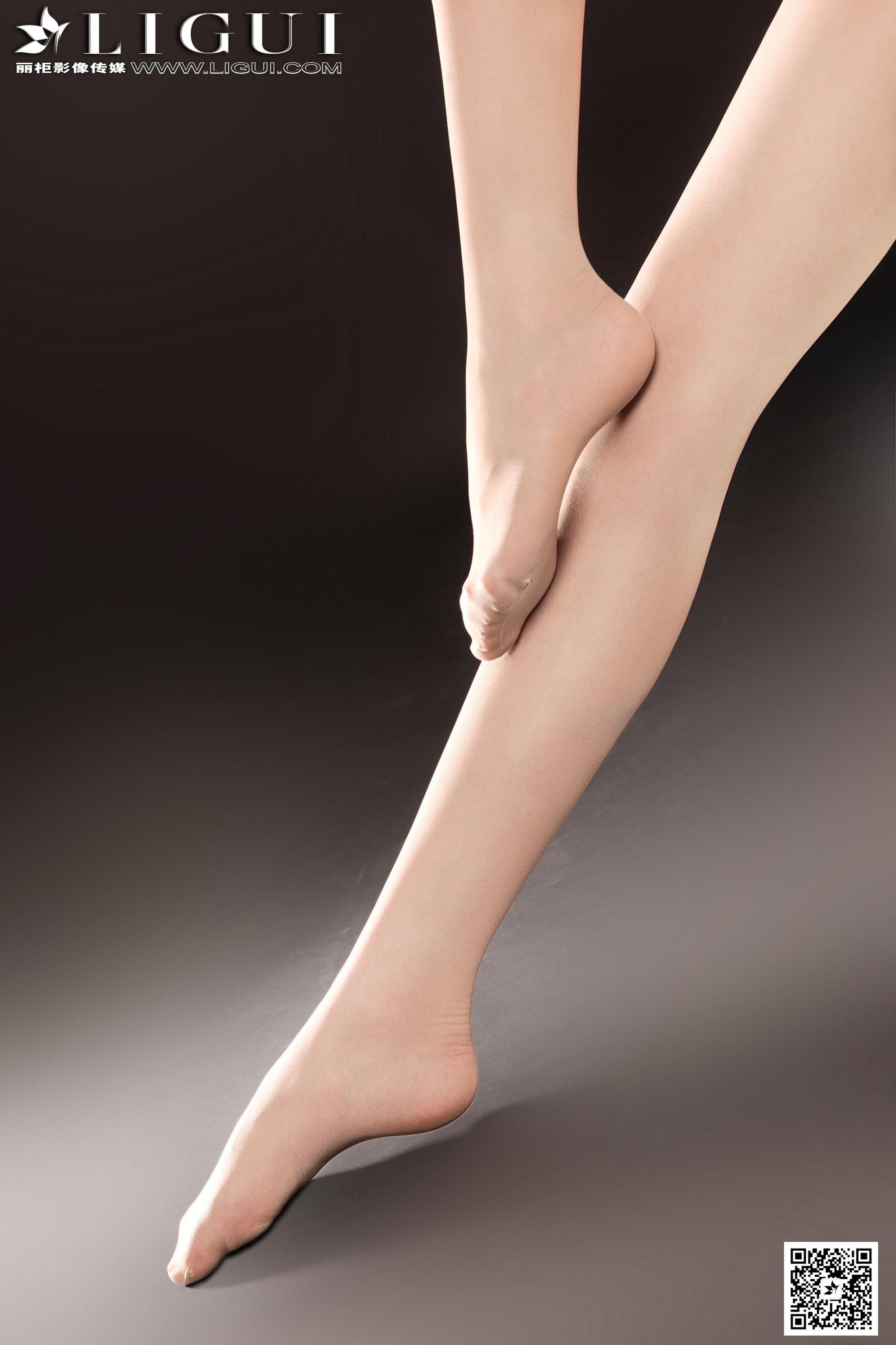 [丽柜LiGui] Model 可馨《高贵的丝足女郎》上中下全集 美腿玉足写真图片/(111P)