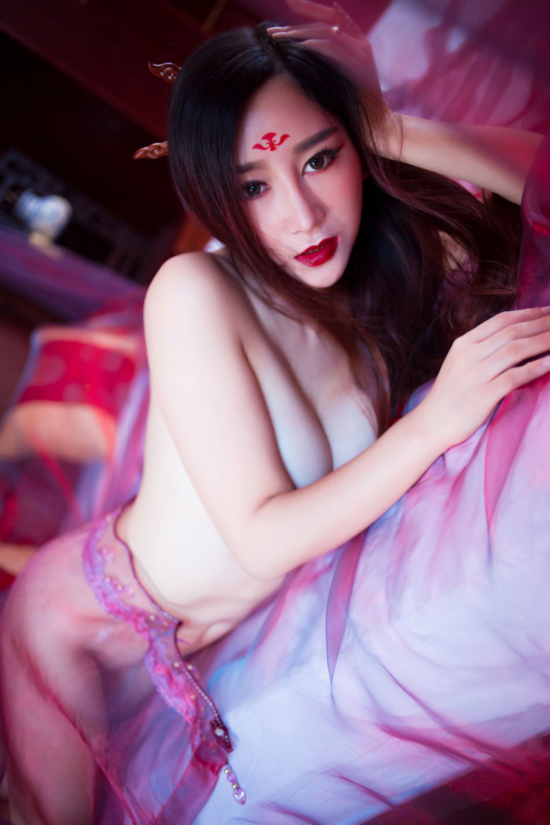 邹晶晶《花千骨 ? 魔化》COS [秀人网XiuRen] No.382/(56P)