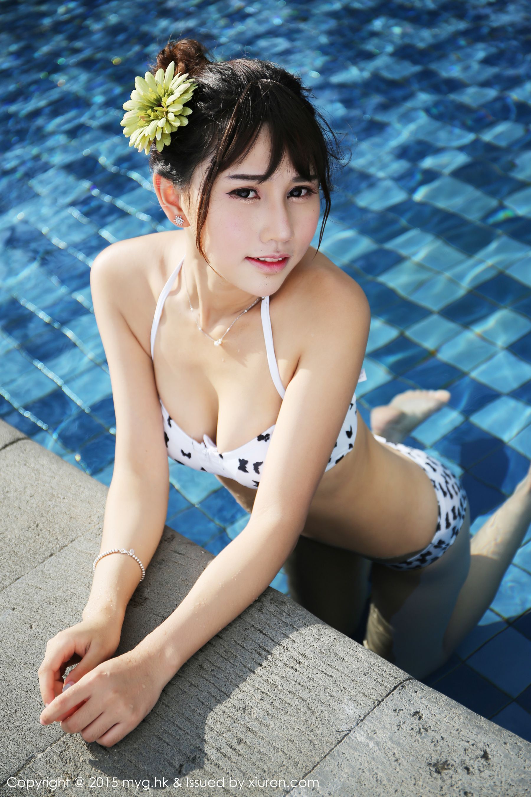 Milk楚楚《龙目岛旅拍》清凉比基尼 [美媛馆MyGirl] Vol.151/(57P)