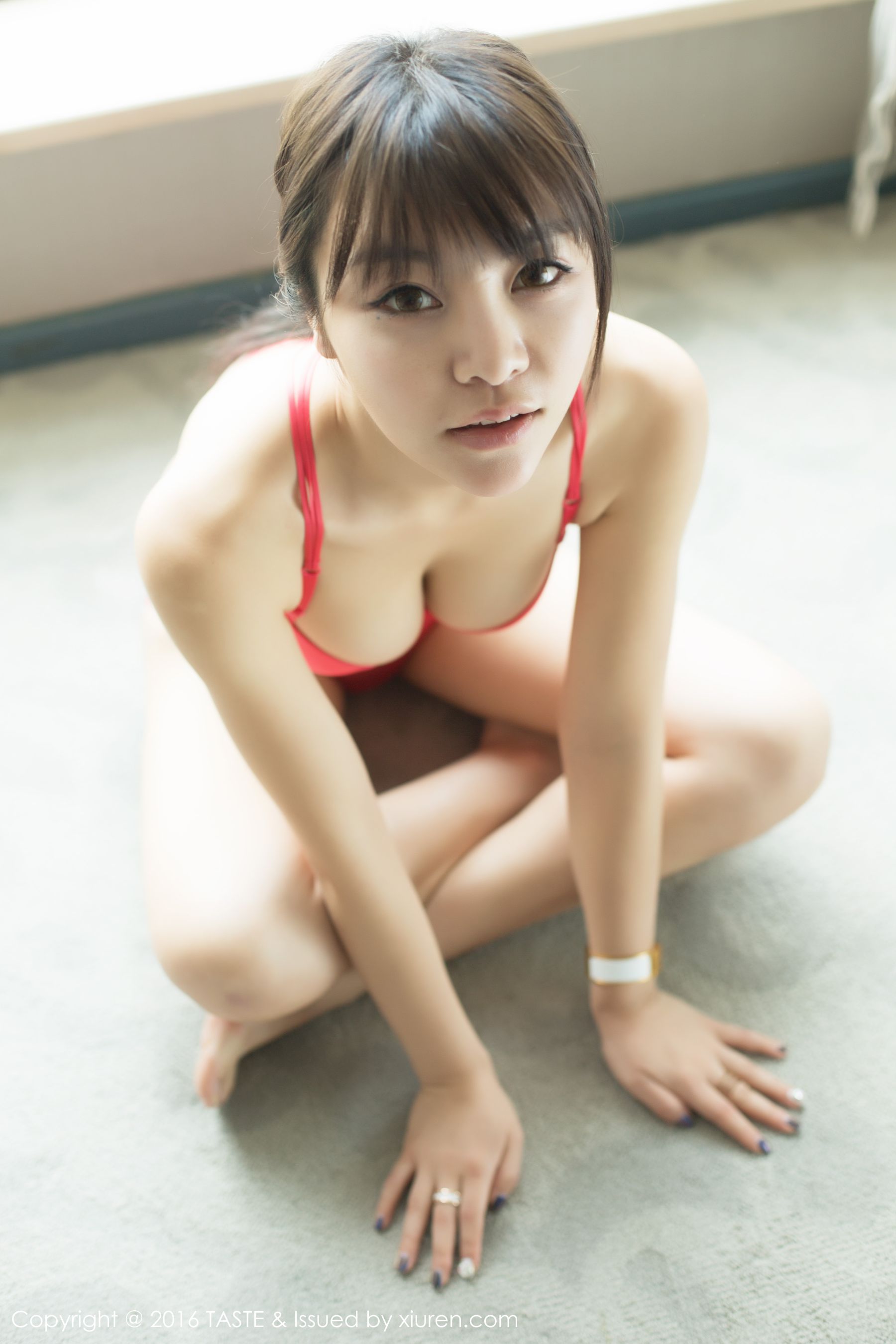 selina_王玥晨《比基尼系列》 [TASTE顽味生活] Vol.023 写真集/(42P)