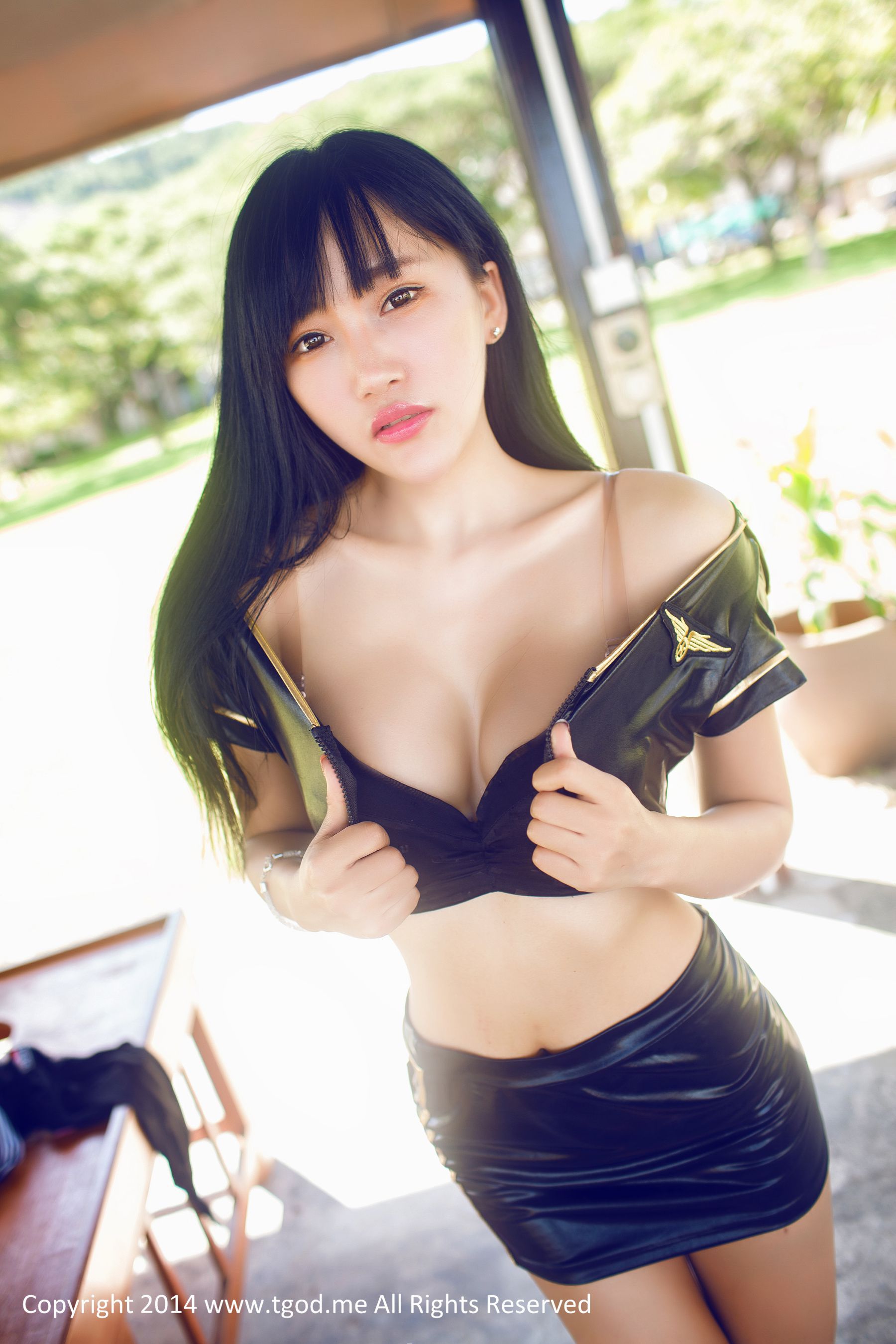 杨上萱《英伦空军制服》 [TGOD推女神] 写真集/(50P)