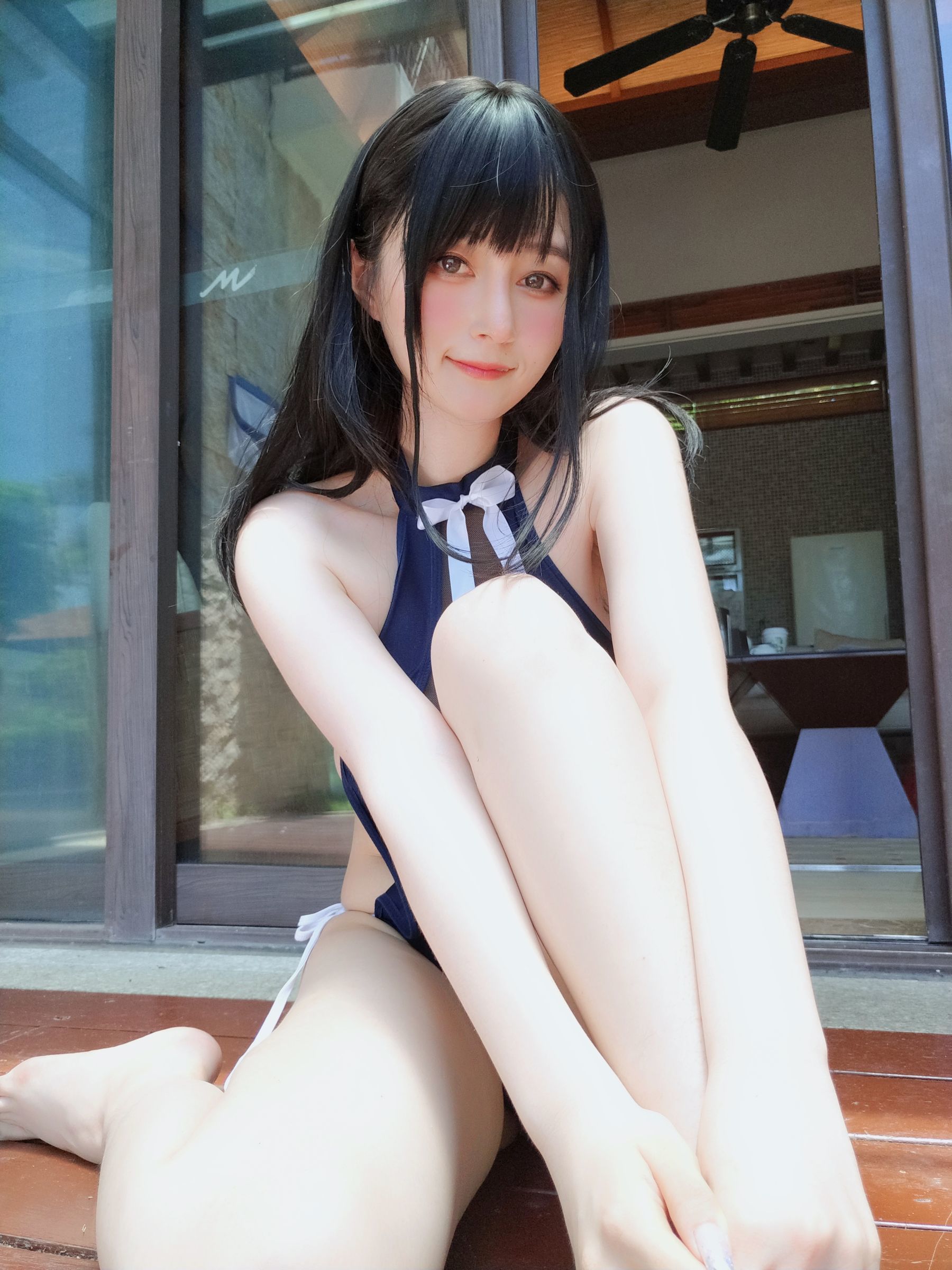 [网红COSER写真] Coser小姐姐白银 - 镂空泳衣/(87P)