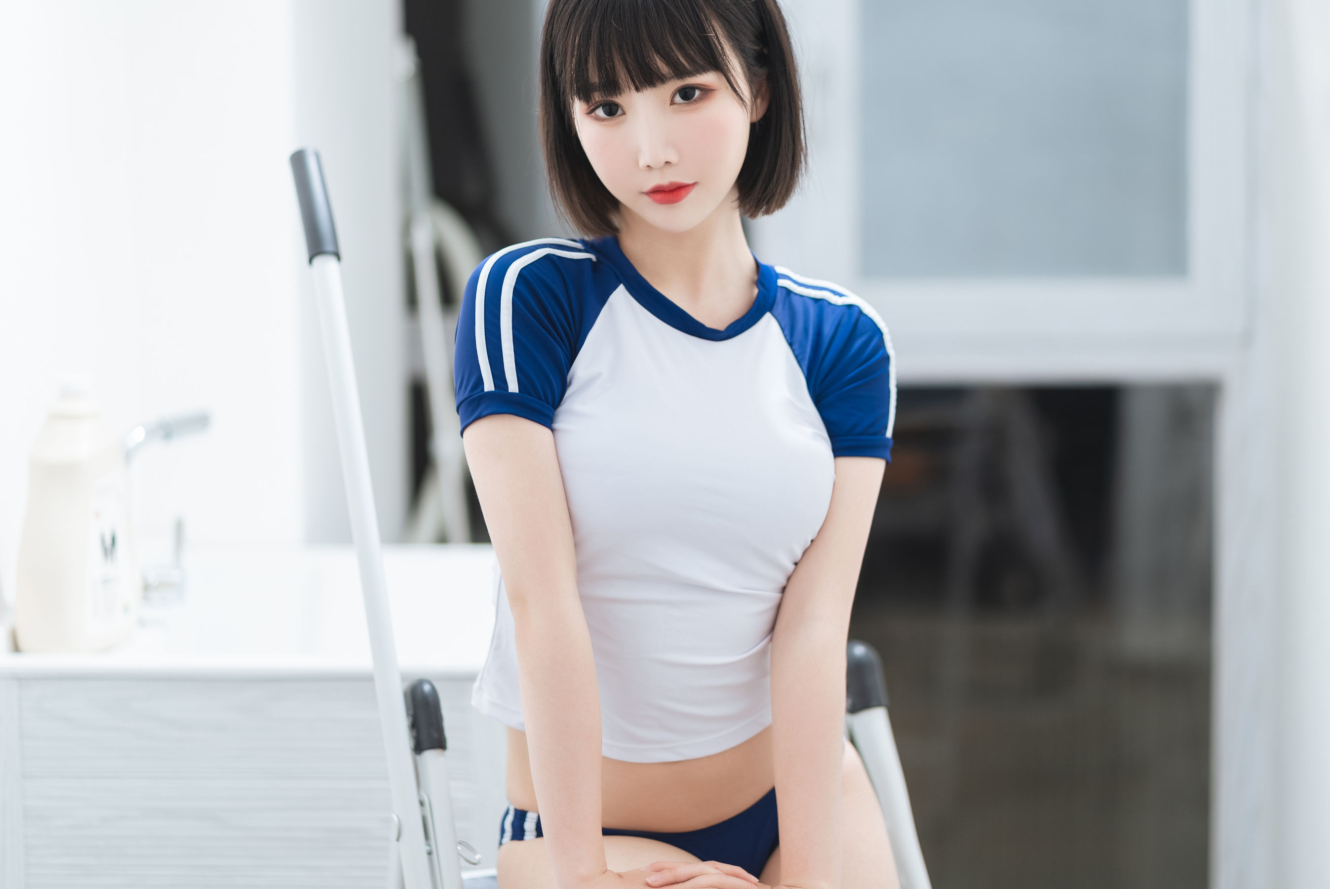 [网红COSER写真] 可爱人气Coser面饼仙儿 - 体操服/(24P)