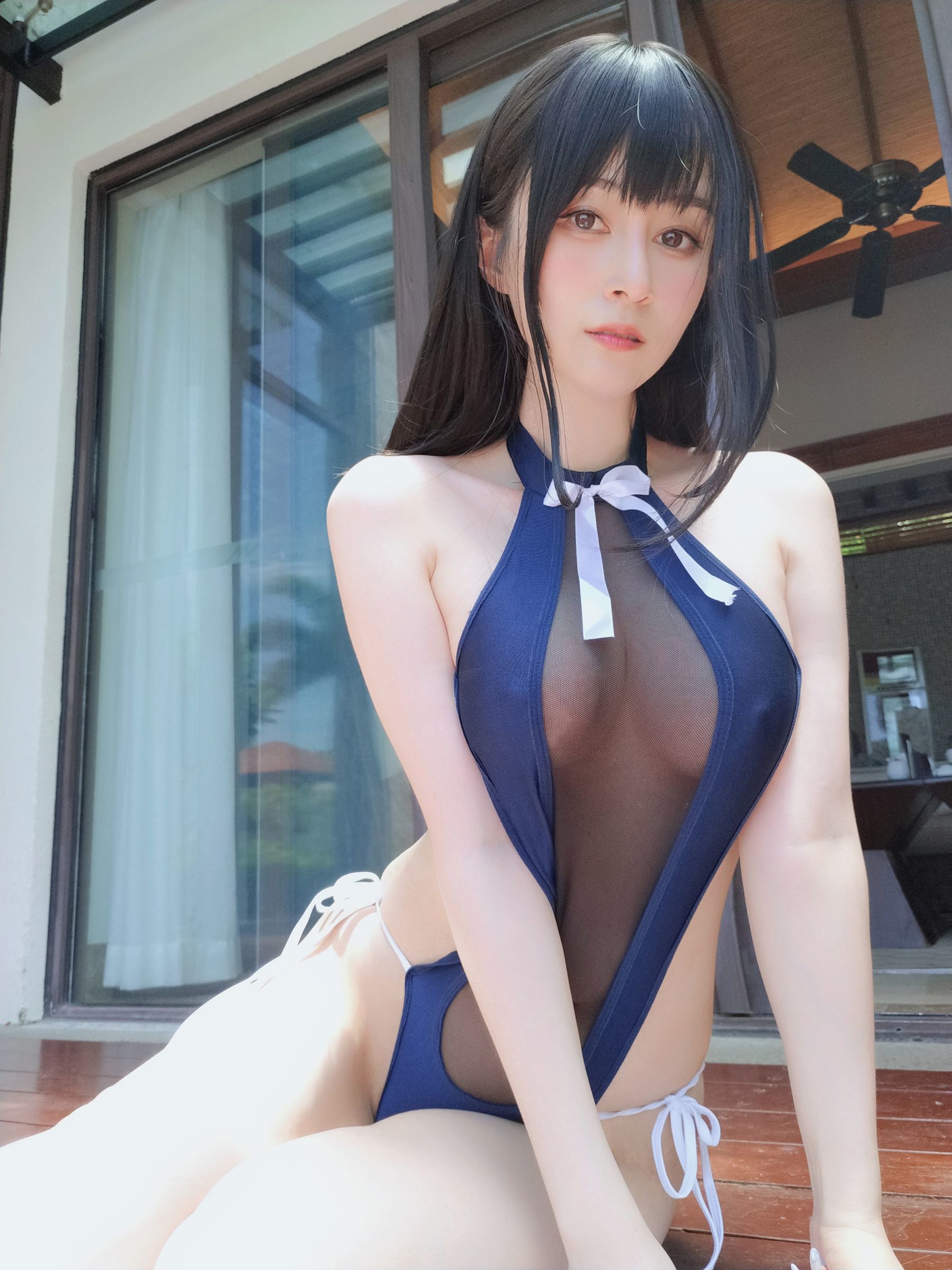 [网红COSER写真] Coser小姐姐白银 - 镂空泳衣/(87P)