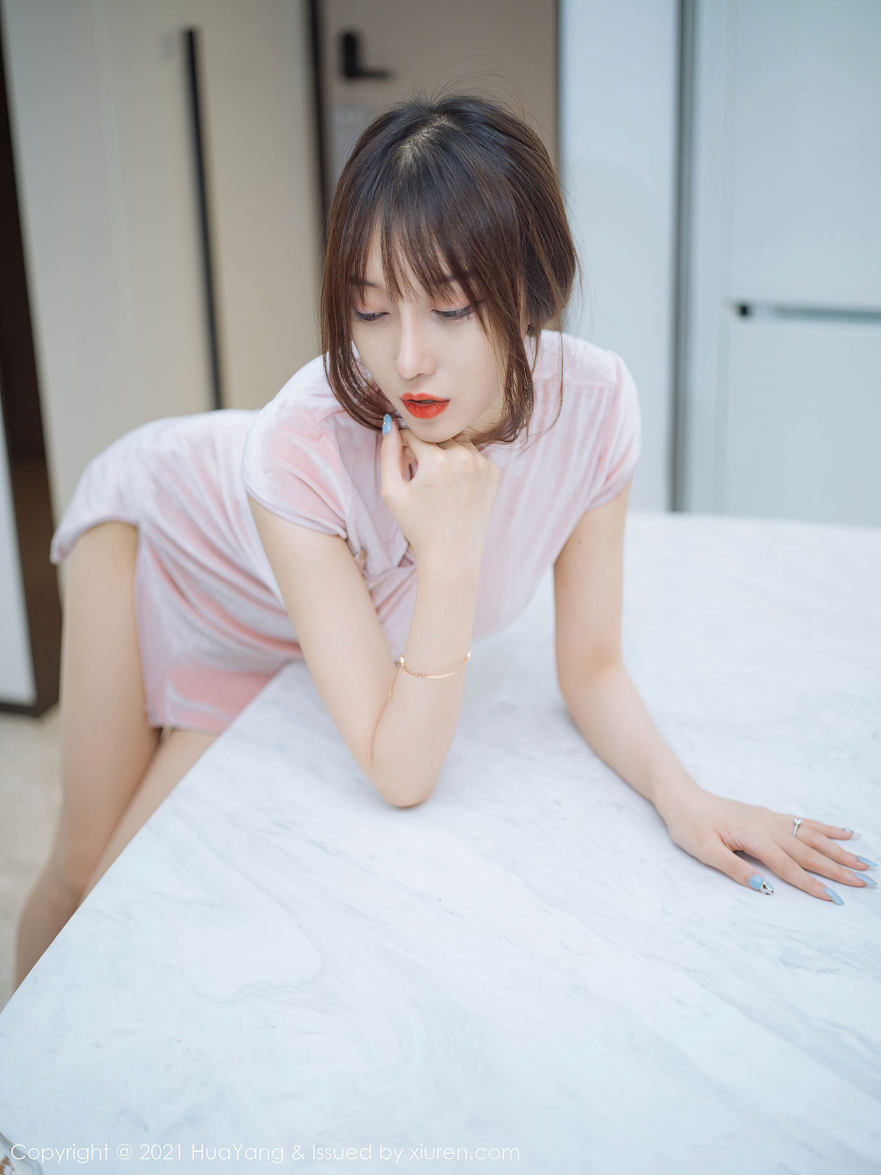 [花漾HuaYang] Vol.430 玥儿玥er/(51P)