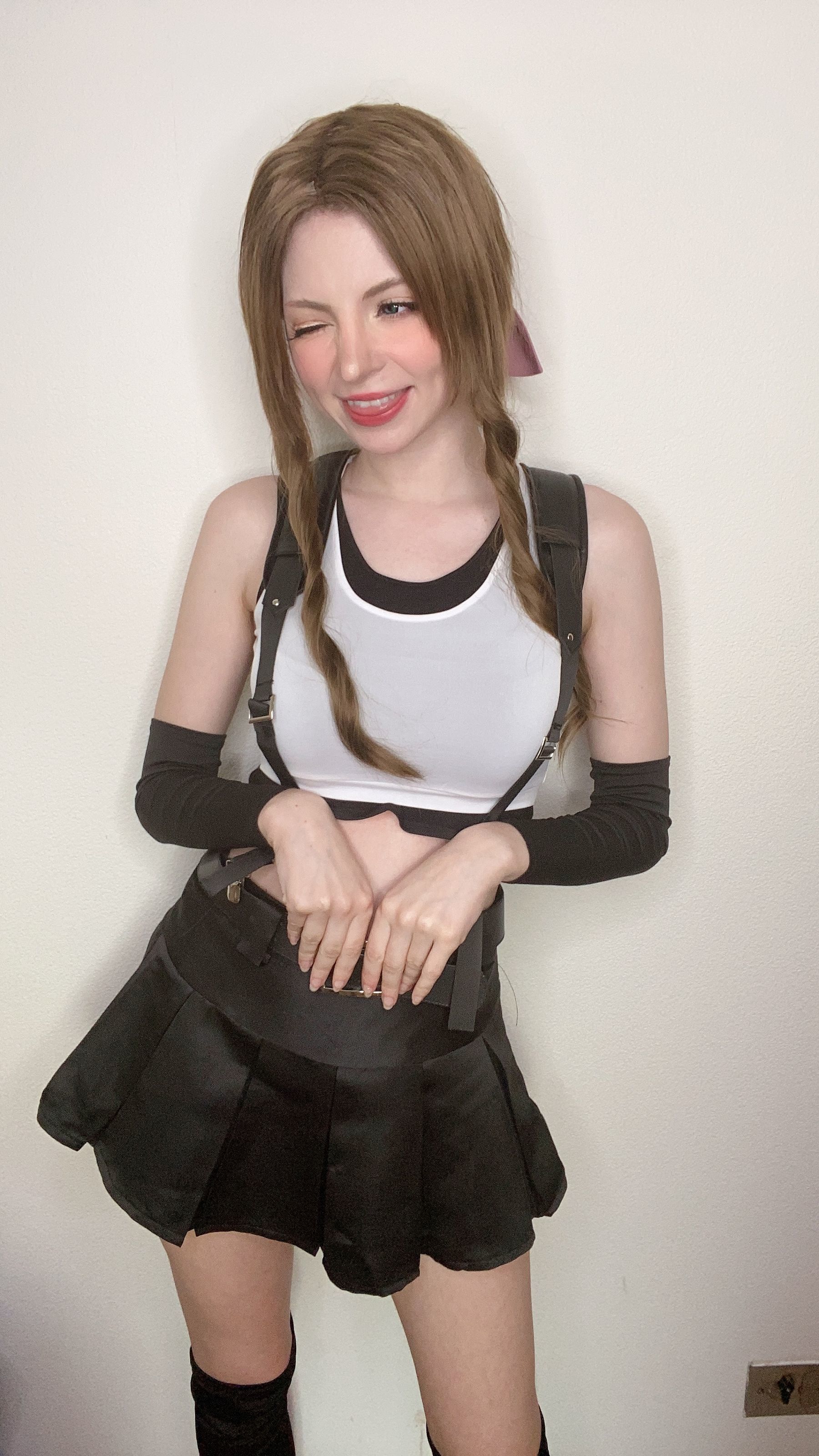 [网红COSER写真] Peach milky - Aerith Tifa Swap/(66P)