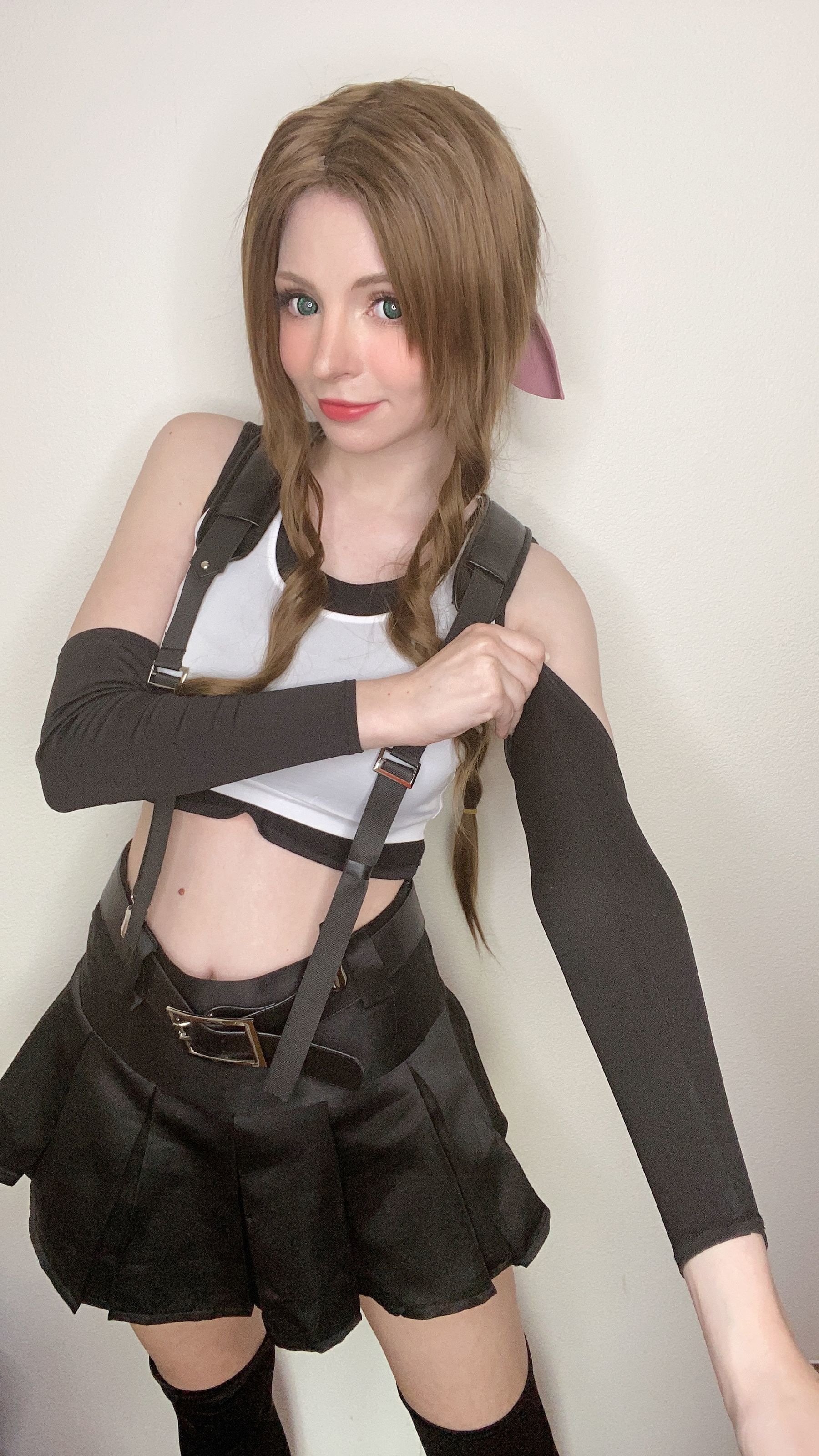 [网红COSER写真] Peach milky - Aerith Tifa Swap/(66P)