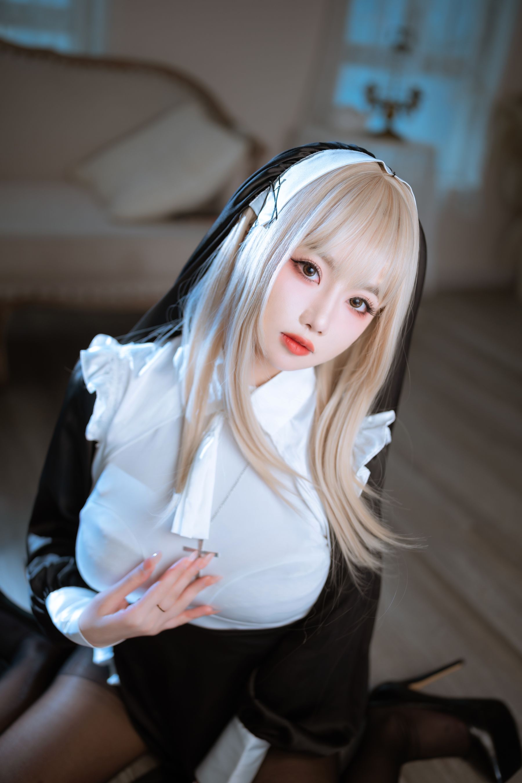 [福利COS] 白嫩美少女鬼畜瑶 - 修女/(47P)